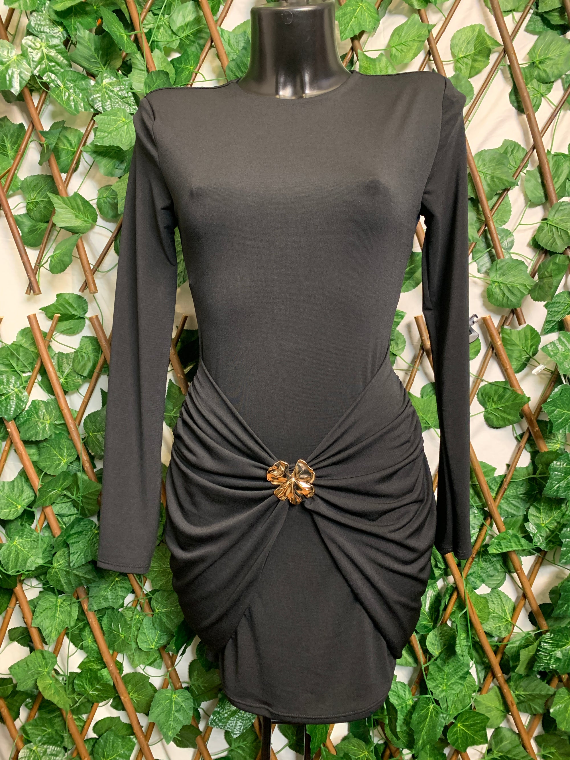 Vestito corto con dettaglio dorato