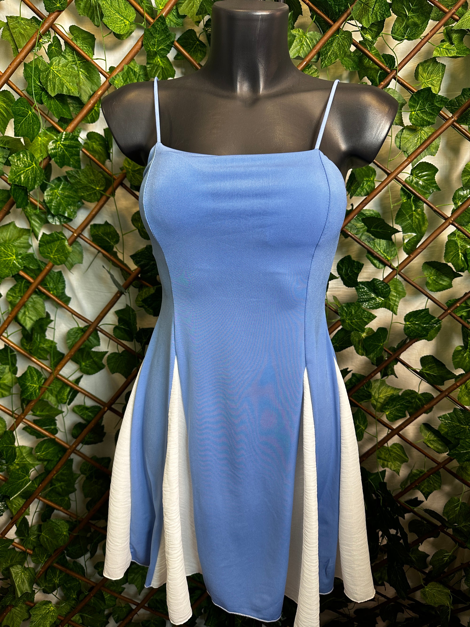 Vestito corto elasticizzato a due colori