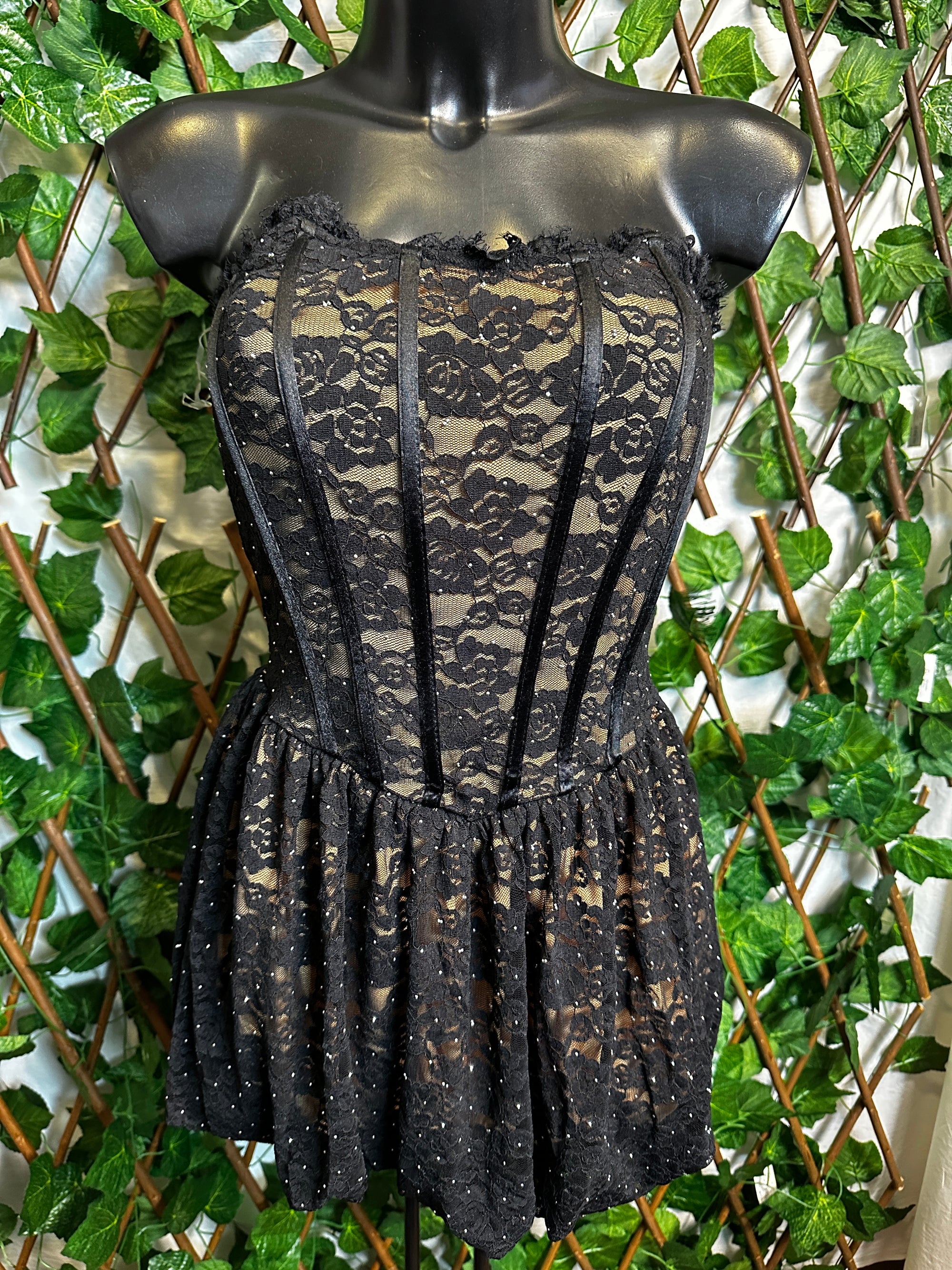 Vestito corto in pizzo | taglia unica
