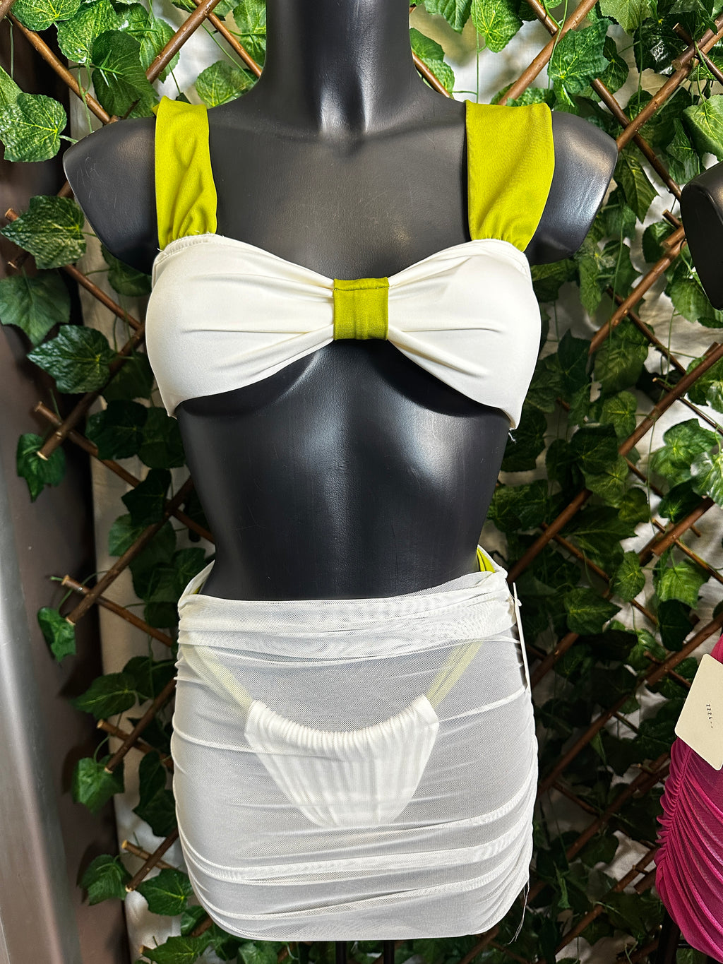 Costume a due colori