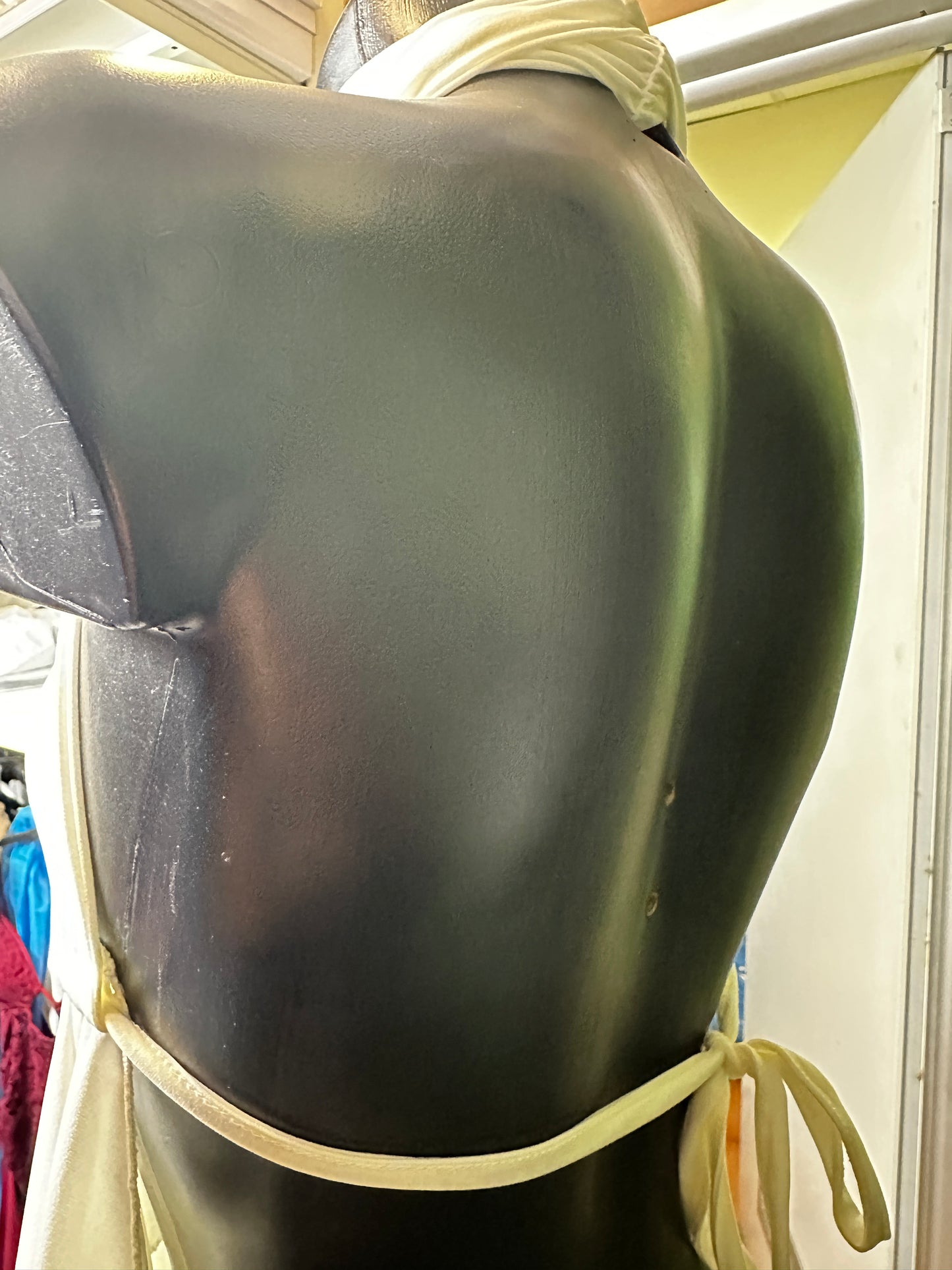 Completo top e gonna con dettaglio conchiglia