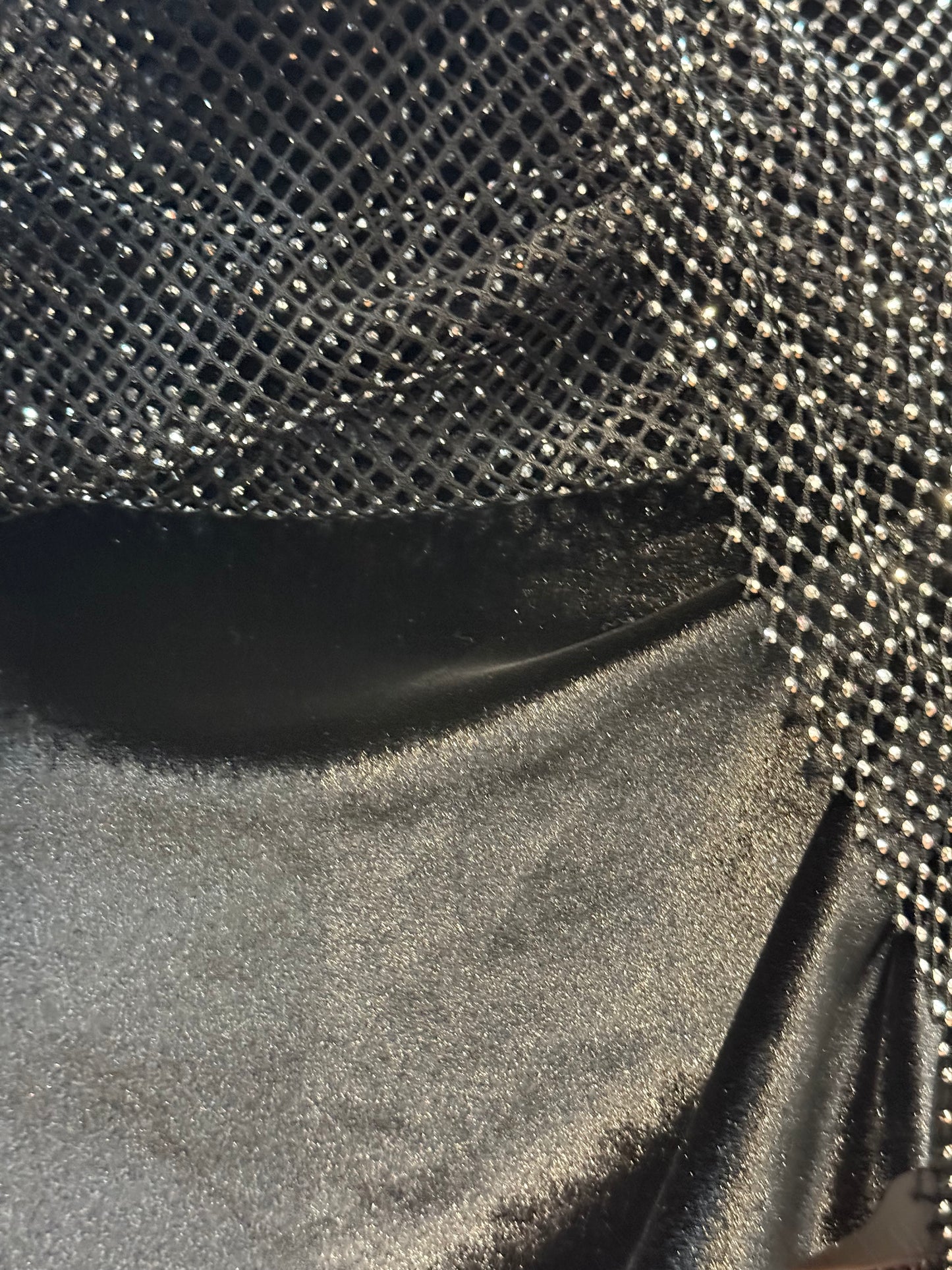 Mini-abito in rete metallica con strass – DISCOTECA ETERNA 💎✨