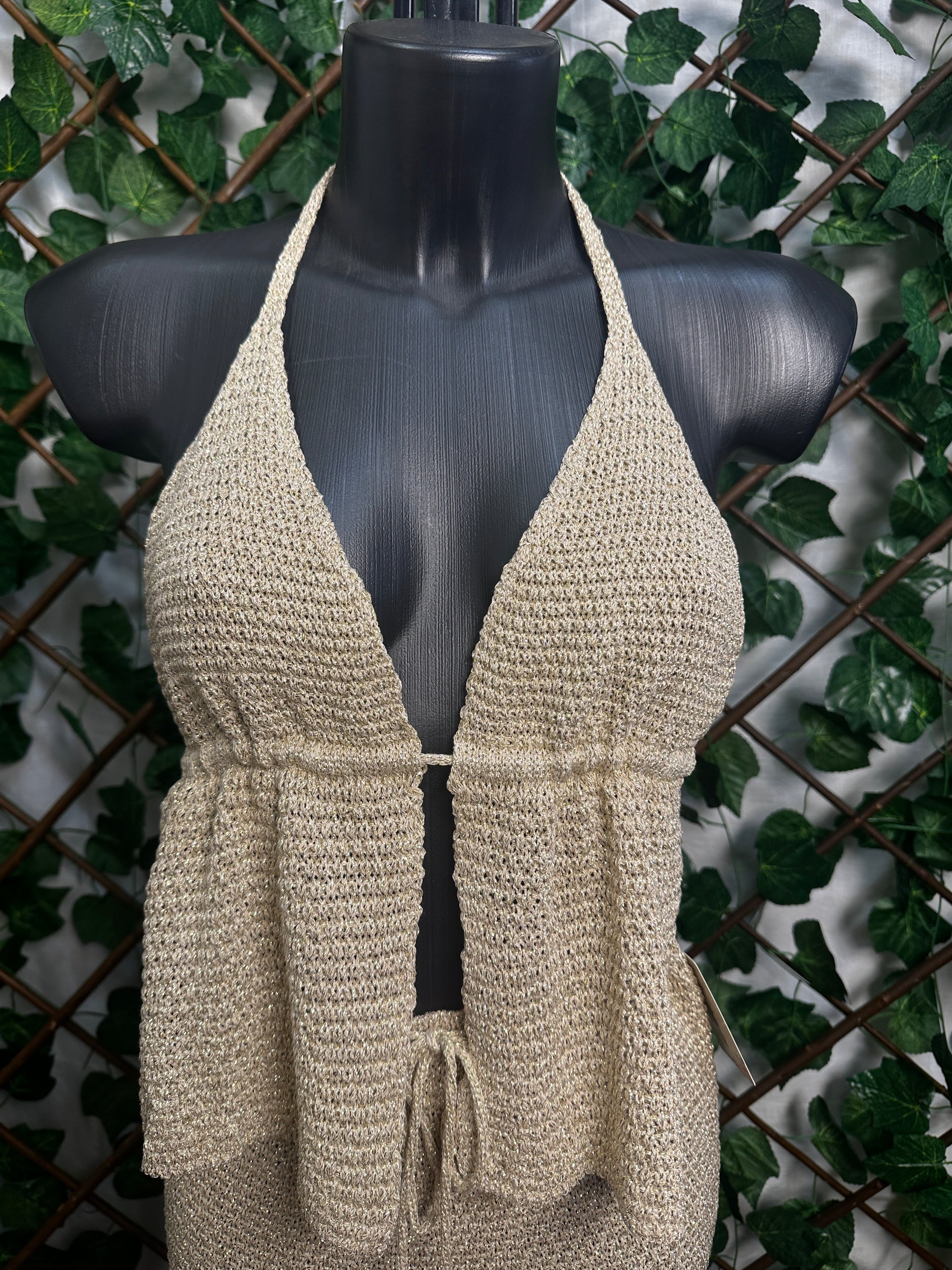 One-size-fits-all summer top and skirt set