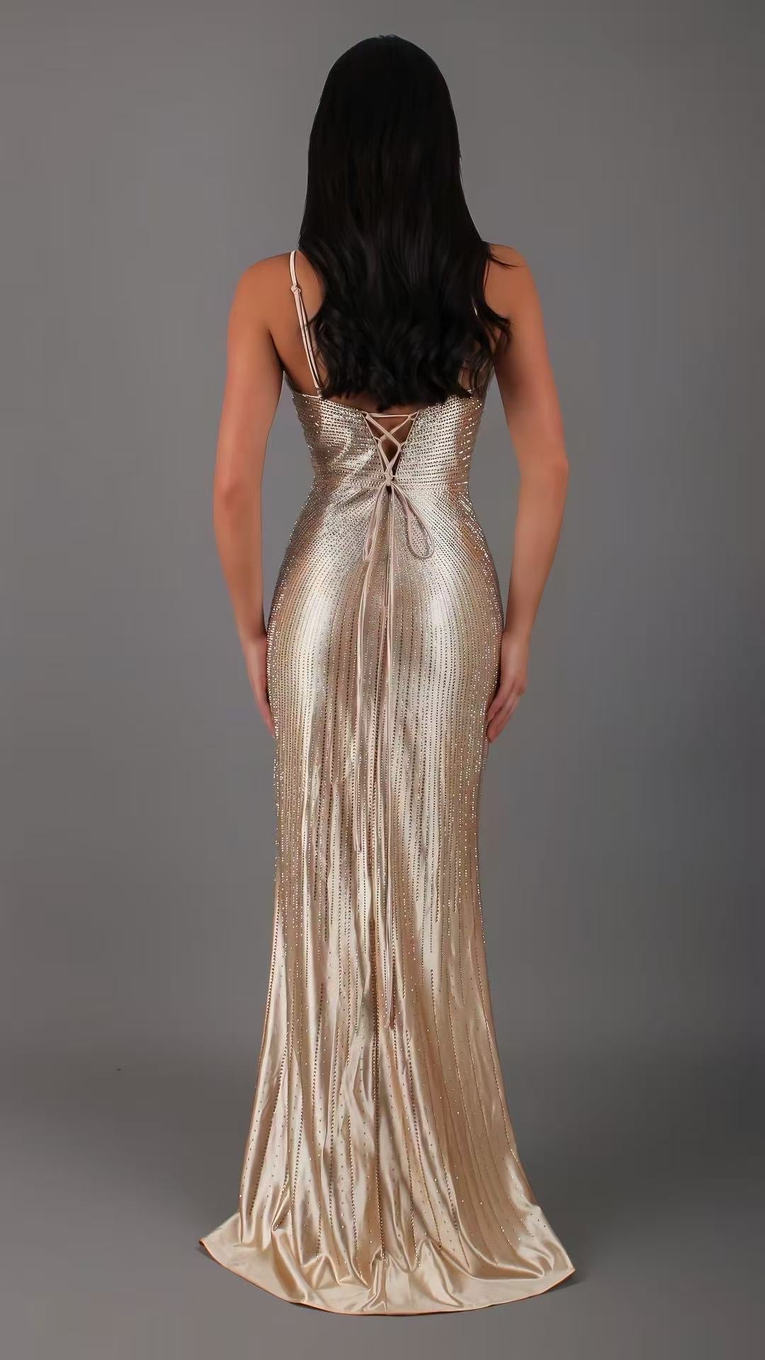 Vestito brillantinato lungo