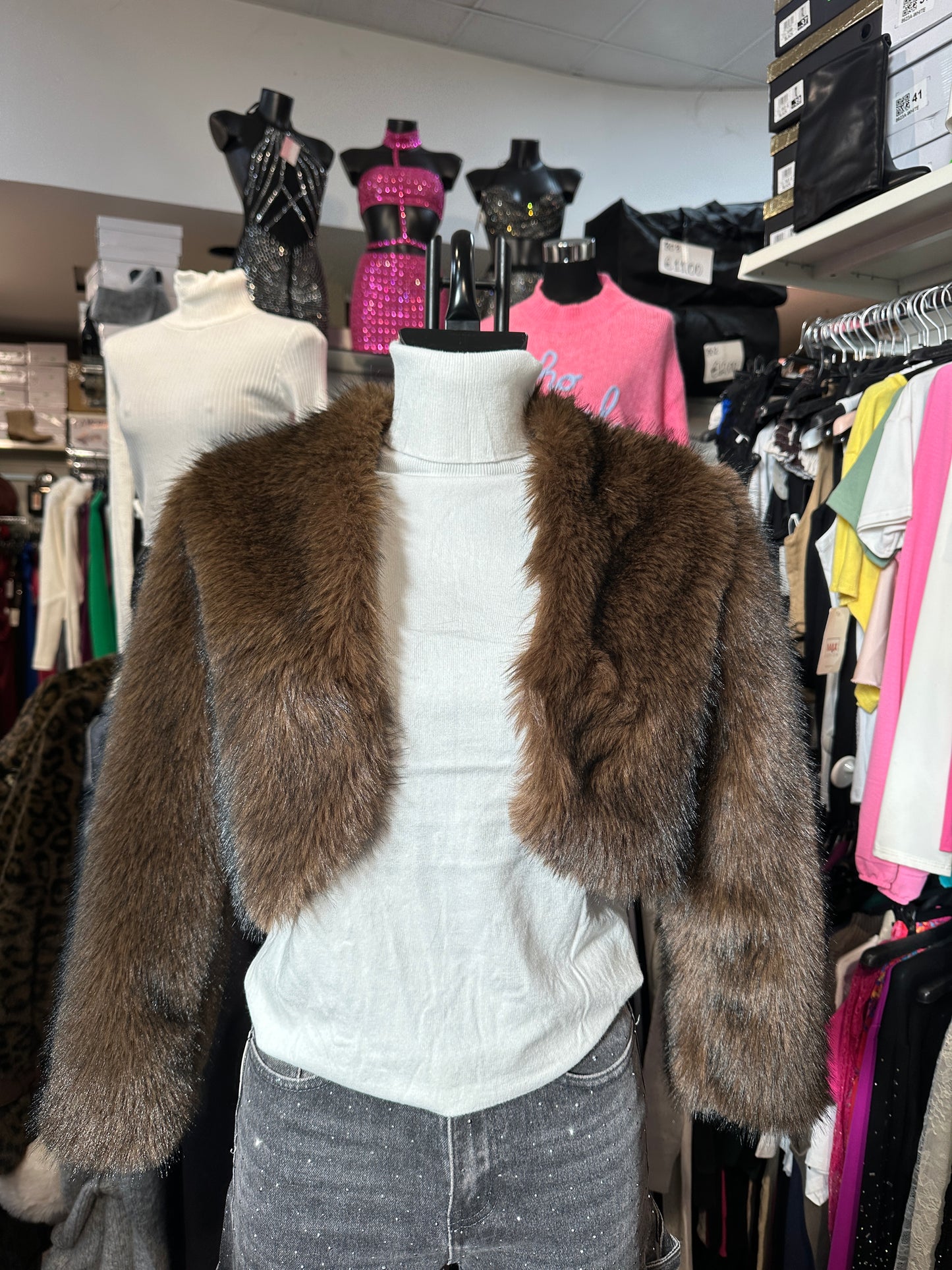 Bolero in pelliccia ecologica corto – LUXURY FATALE 👑🔥