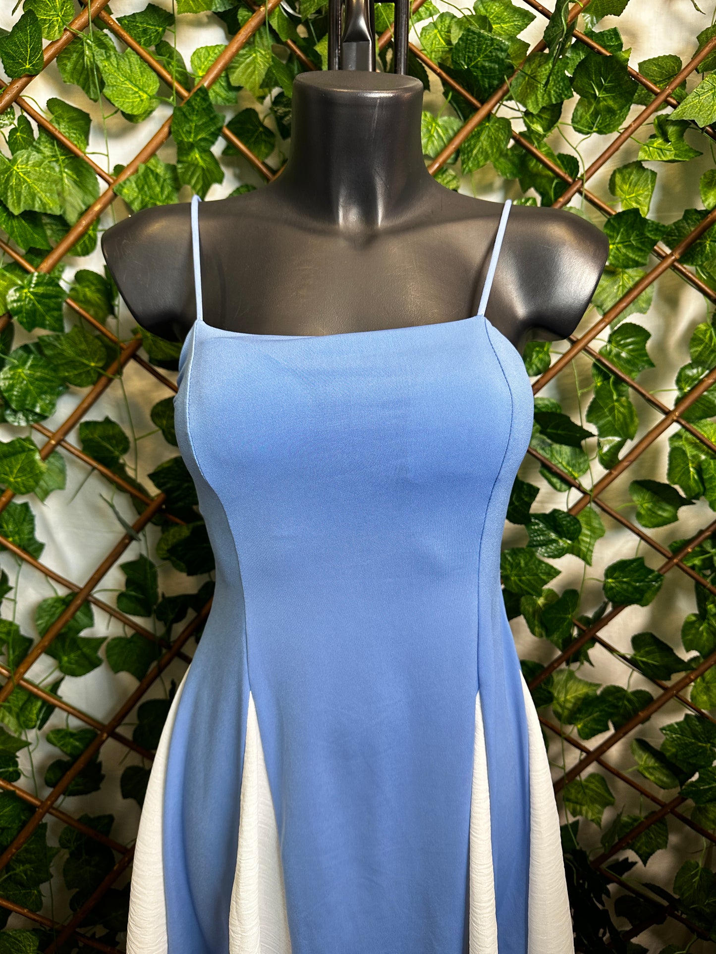 Vestito corto elasticizzato a due colori