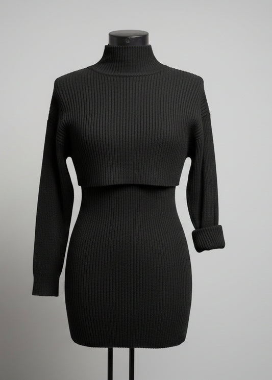 Knitted outfit: short dress and shoulder cover