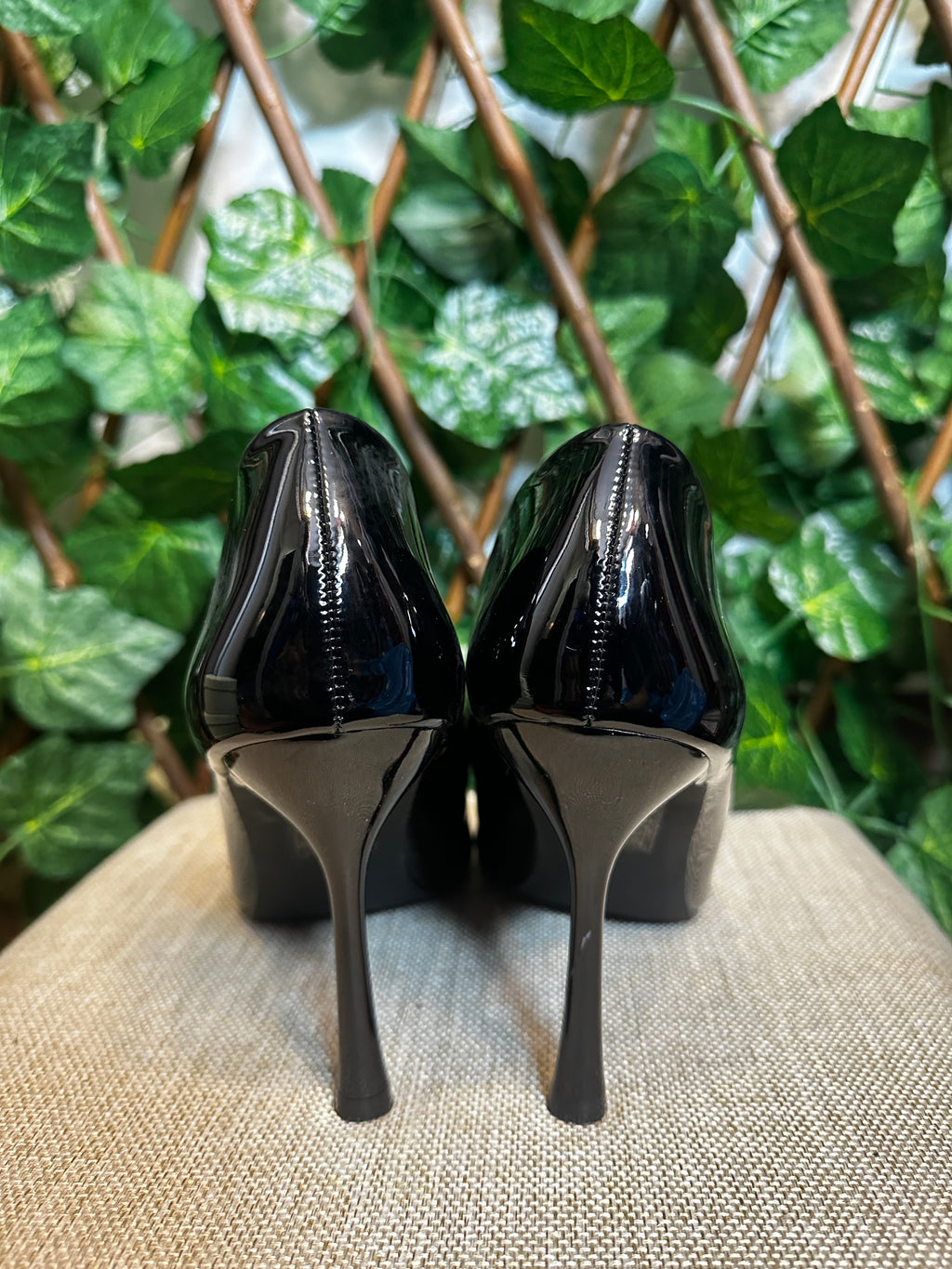 Shiny high heels (10cm heel)