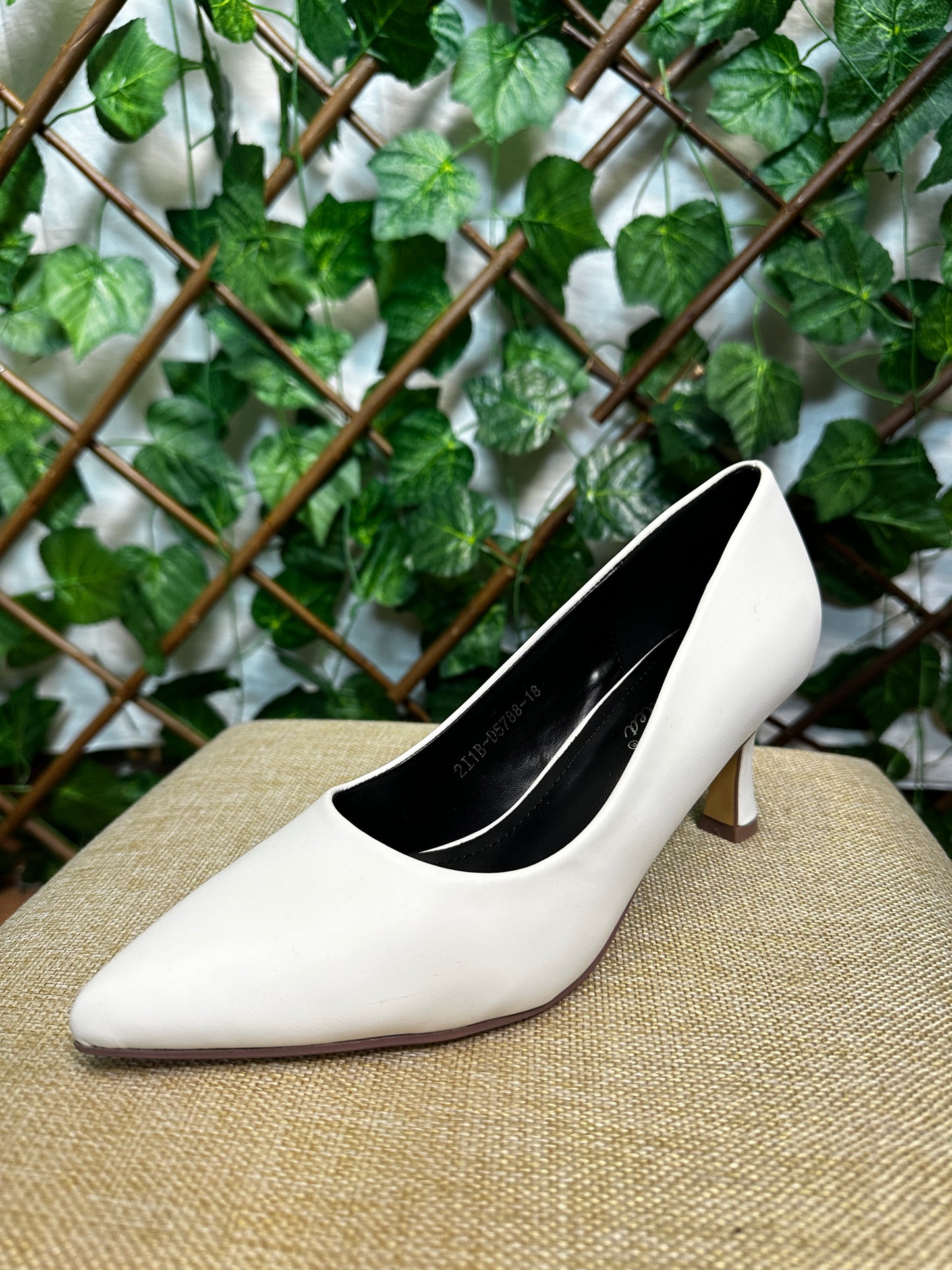 Low matte heels (3 inch heel)