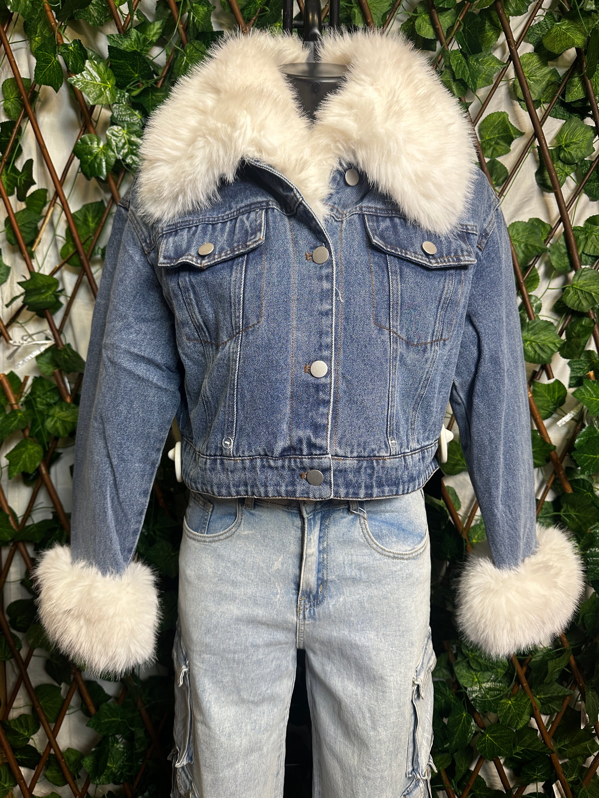 Giacca di jeans con pelliccia