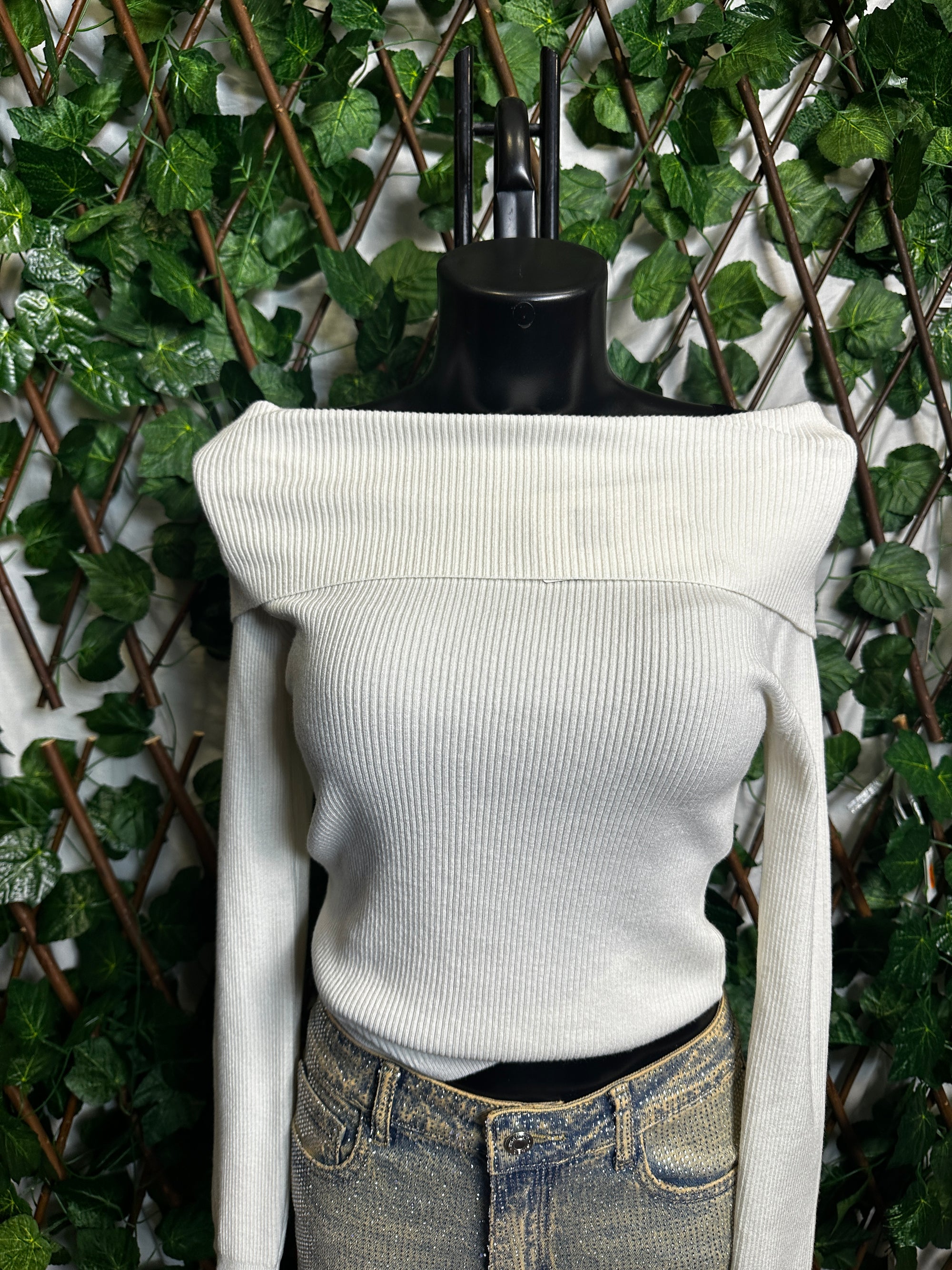 Maglie corte con le scollatura ampia