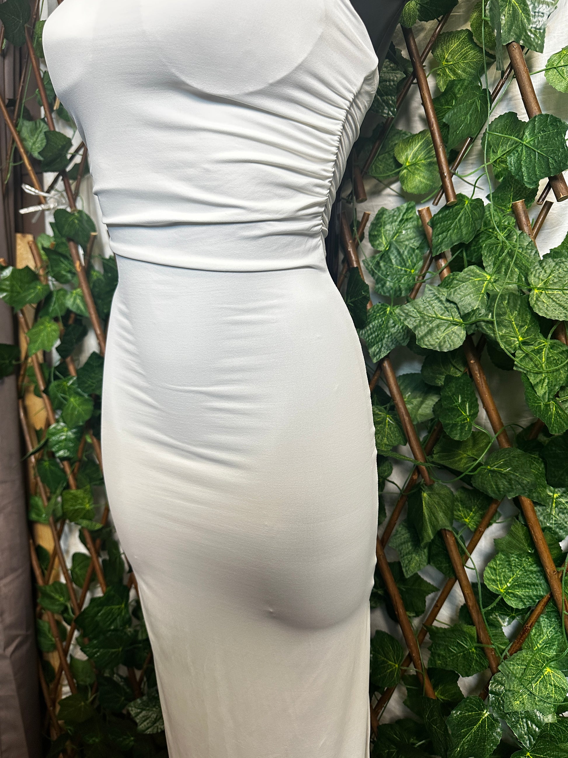 Vestito lungo semplice con spacco sul lato sinistro | taglia unica - BERLY MODA 