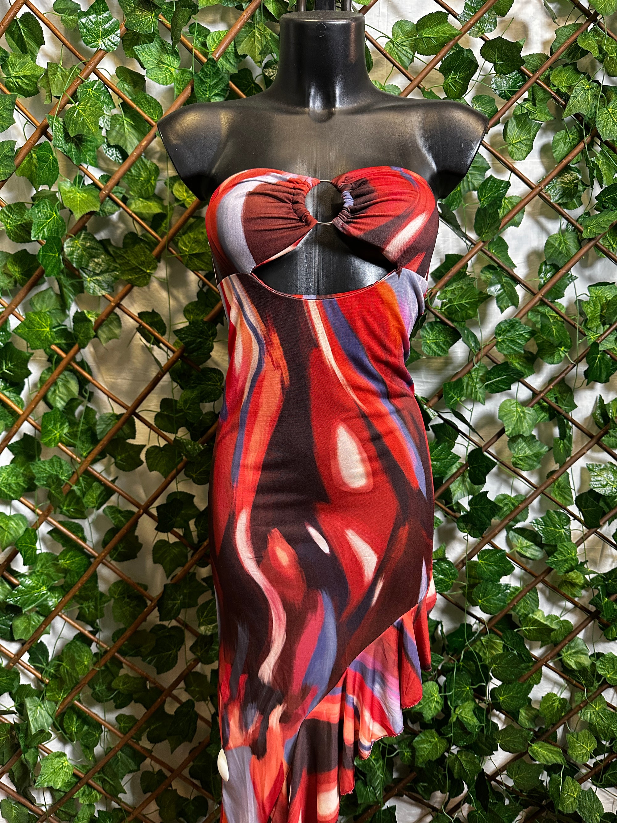 Vestito lungo elasticizzato con lo spacco diagonale | taglia unica