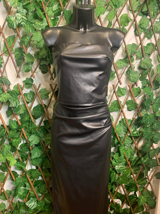 Completo fascia in ecopelle