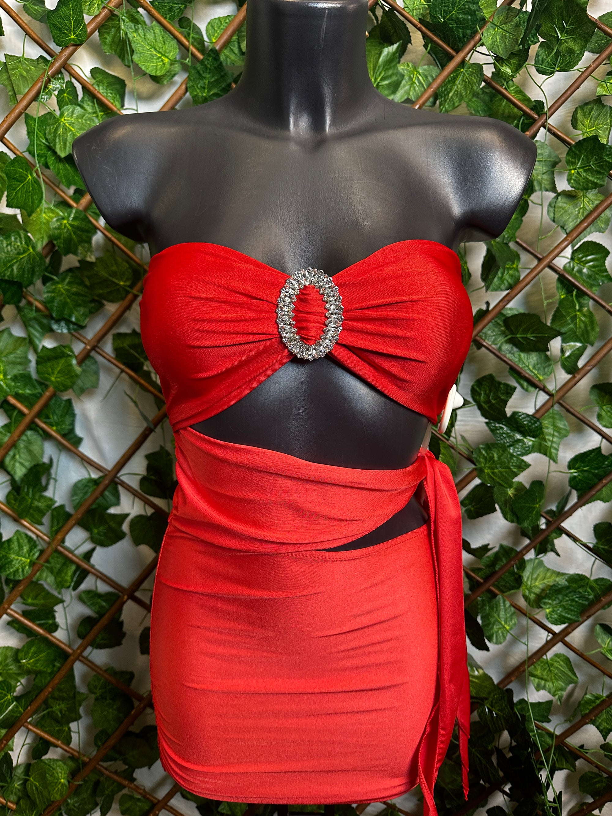 Vestito corto  con cerchio cristallizzato