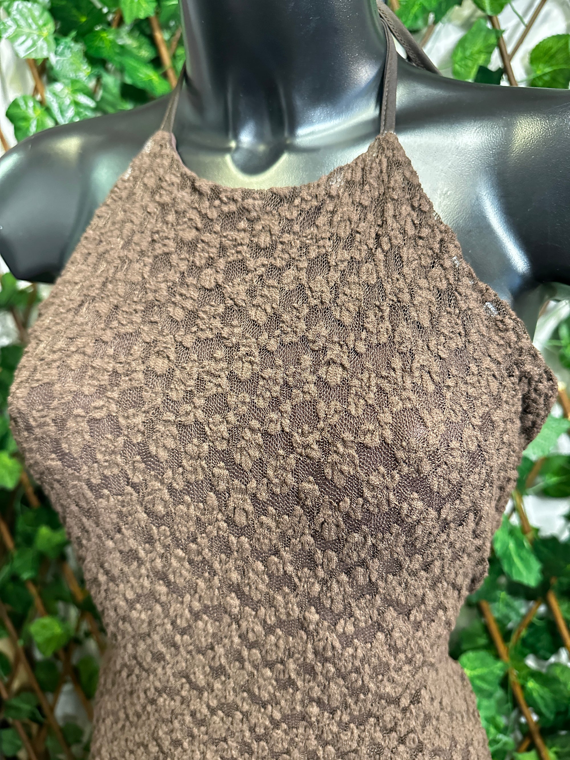 Modello crepe: vestito corto con le lacci sul collo e schiena | taglia unica