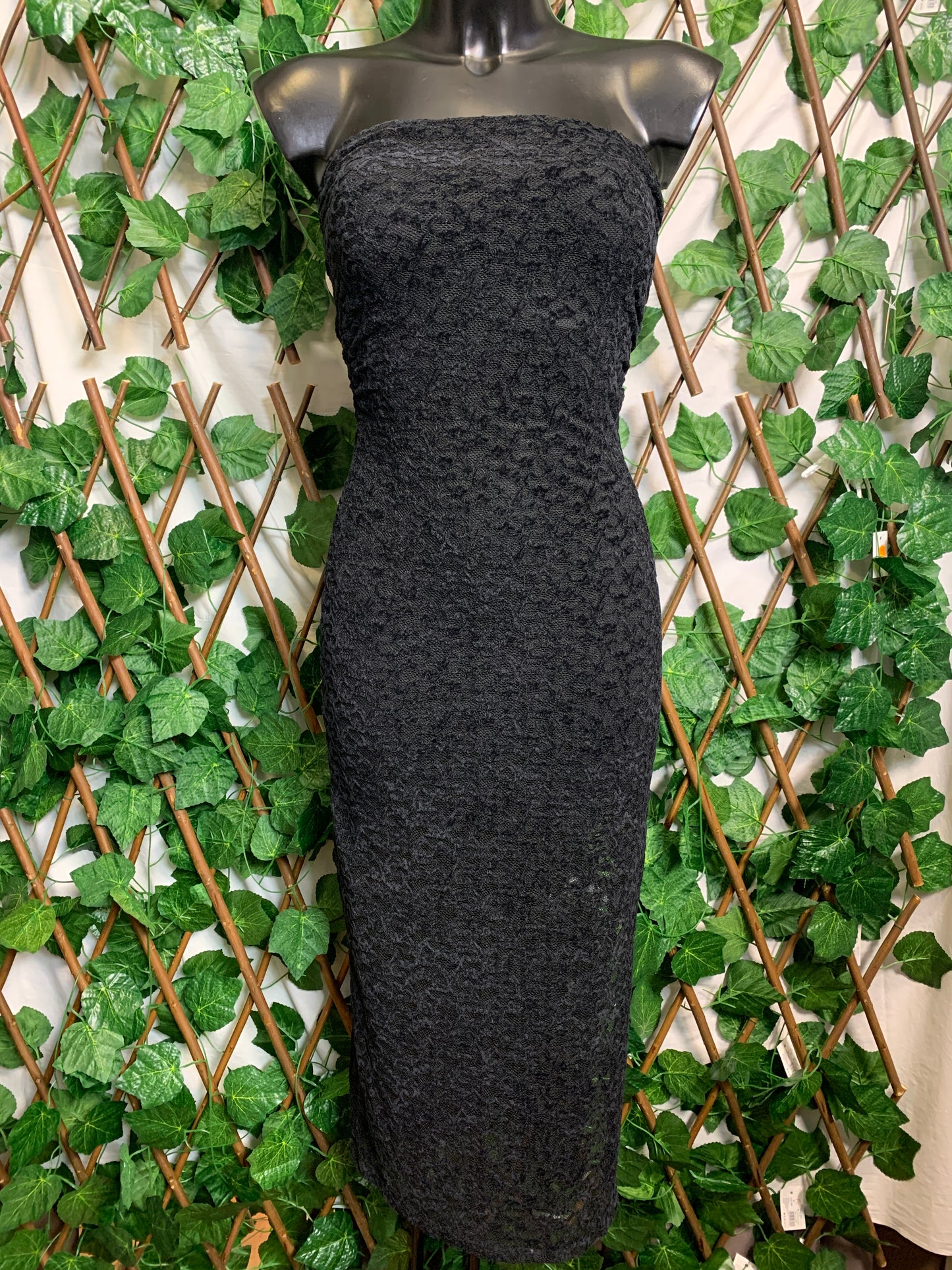 Vestito lungo a fascia aderente