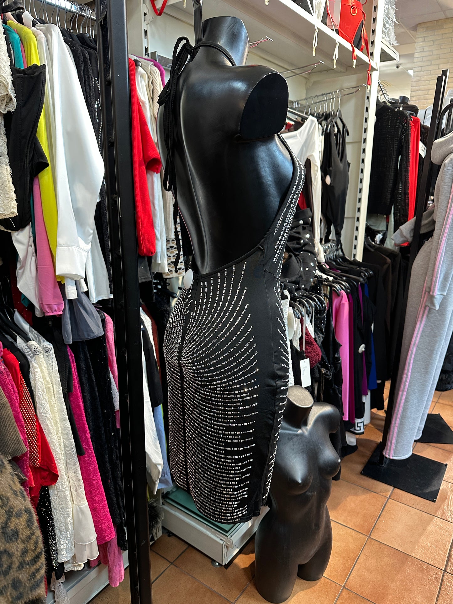 Mini Dress Strass Halterneck Schiena Scoperta – Tentazione Stellare