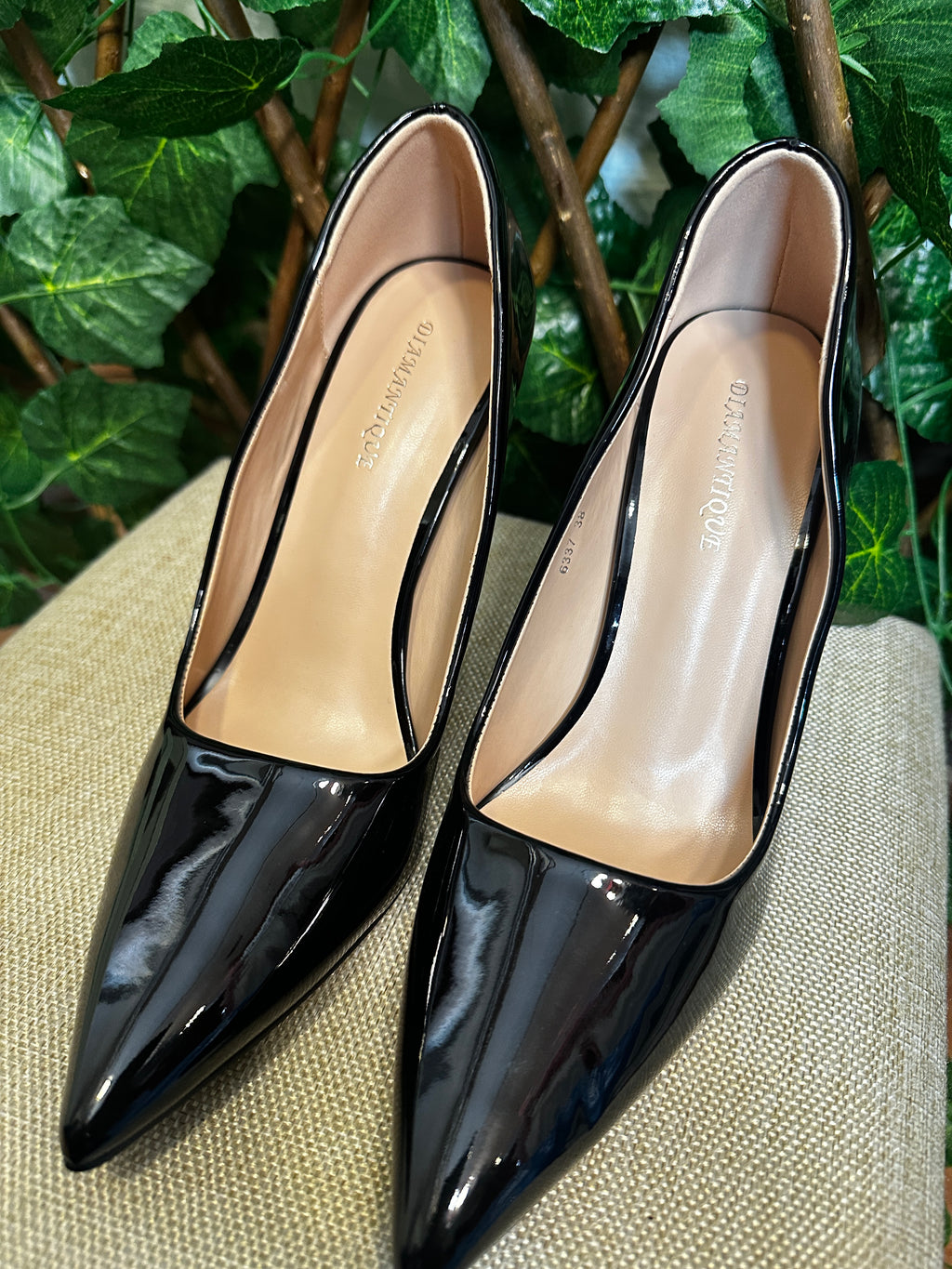 Shiny high heels (10cm heel)