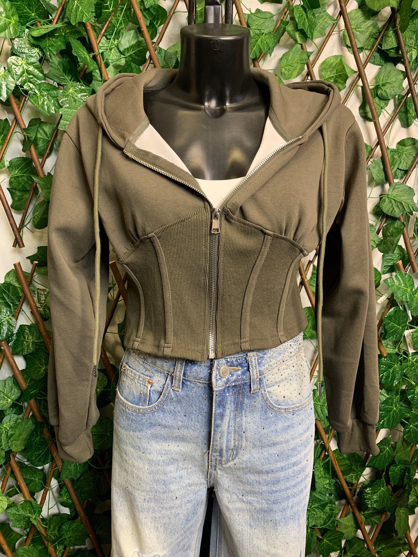 Short hooded sweatshirt 