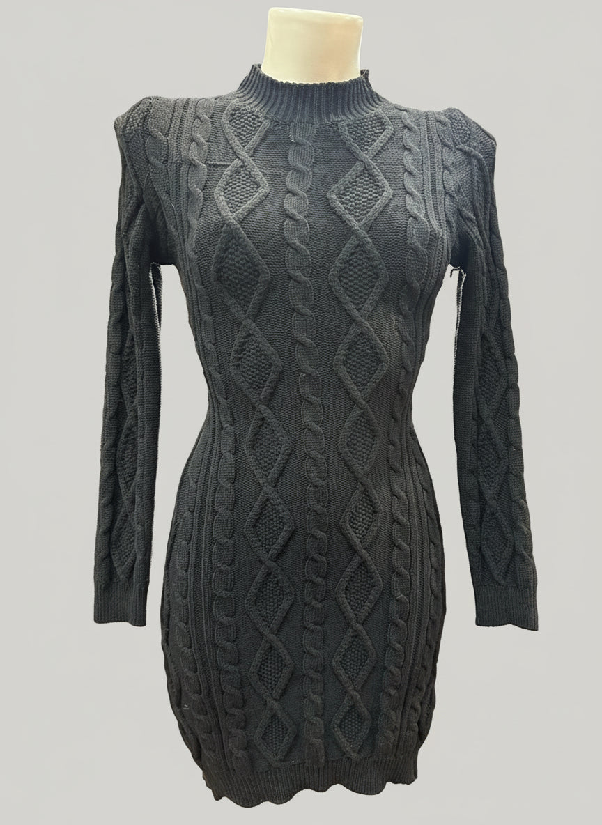 Mini-abito in maglia a trecce schiena scoperta – MISTERIOSO CALORE