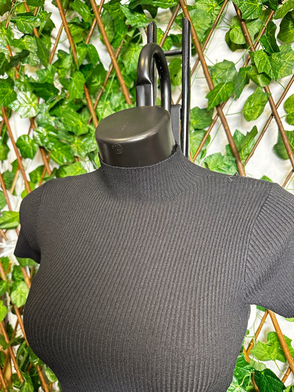 Maglione lungo con le maniche corte