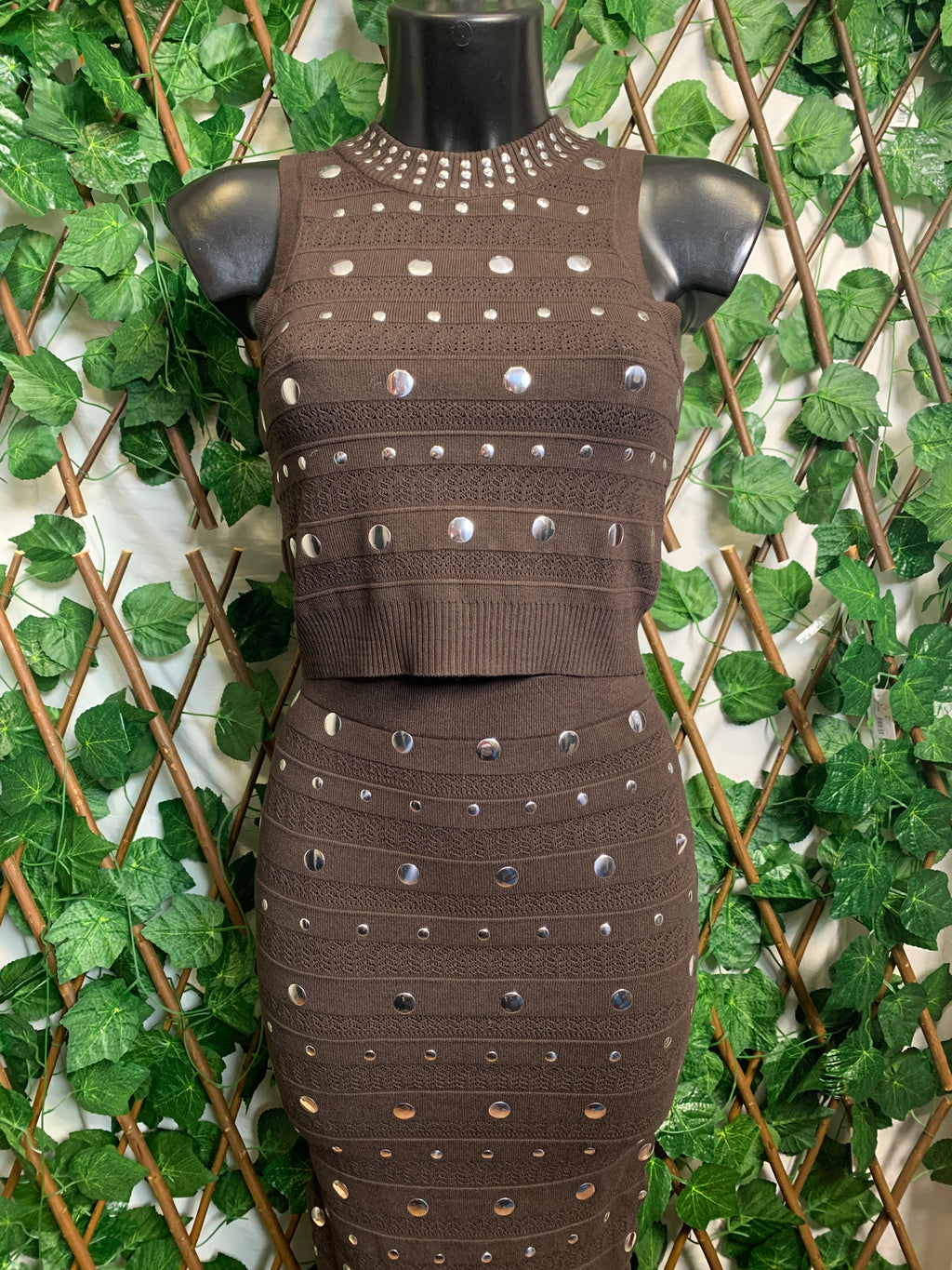Long skirt set with studs