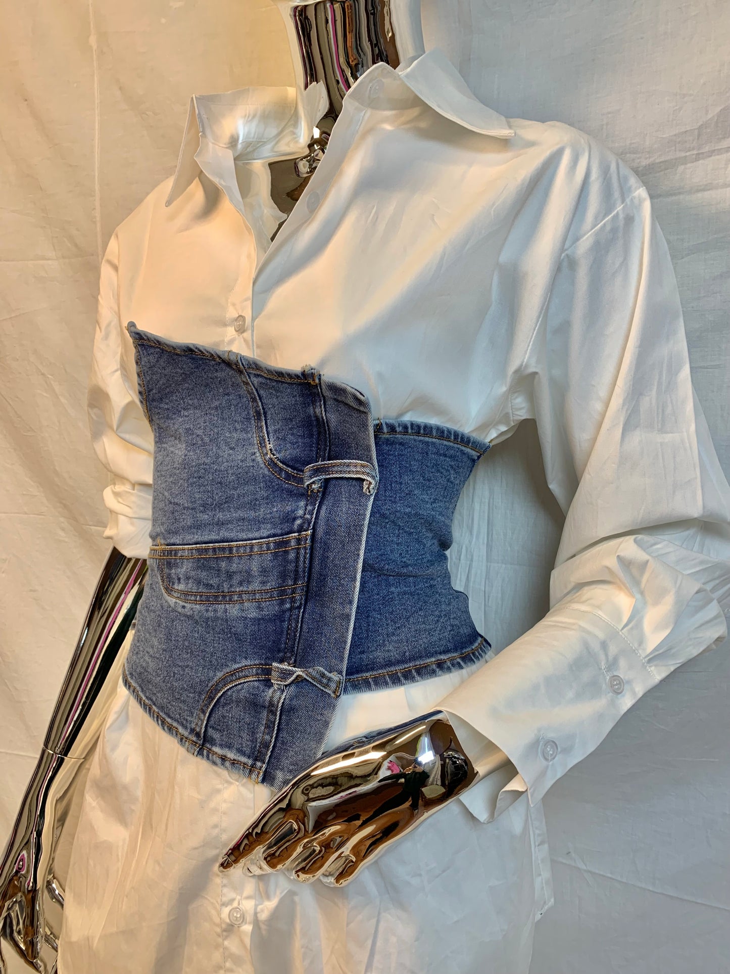 PRIMAVERA 2024 | Camicia bianca a vestito con corsetto denim attaccato