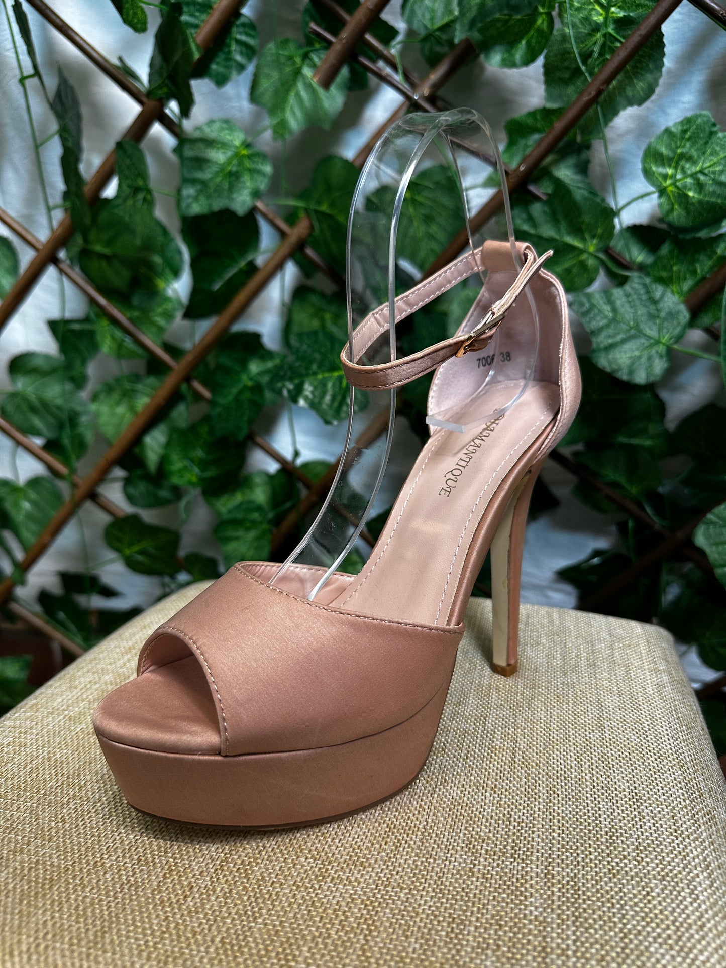 Satin heels (12cm)