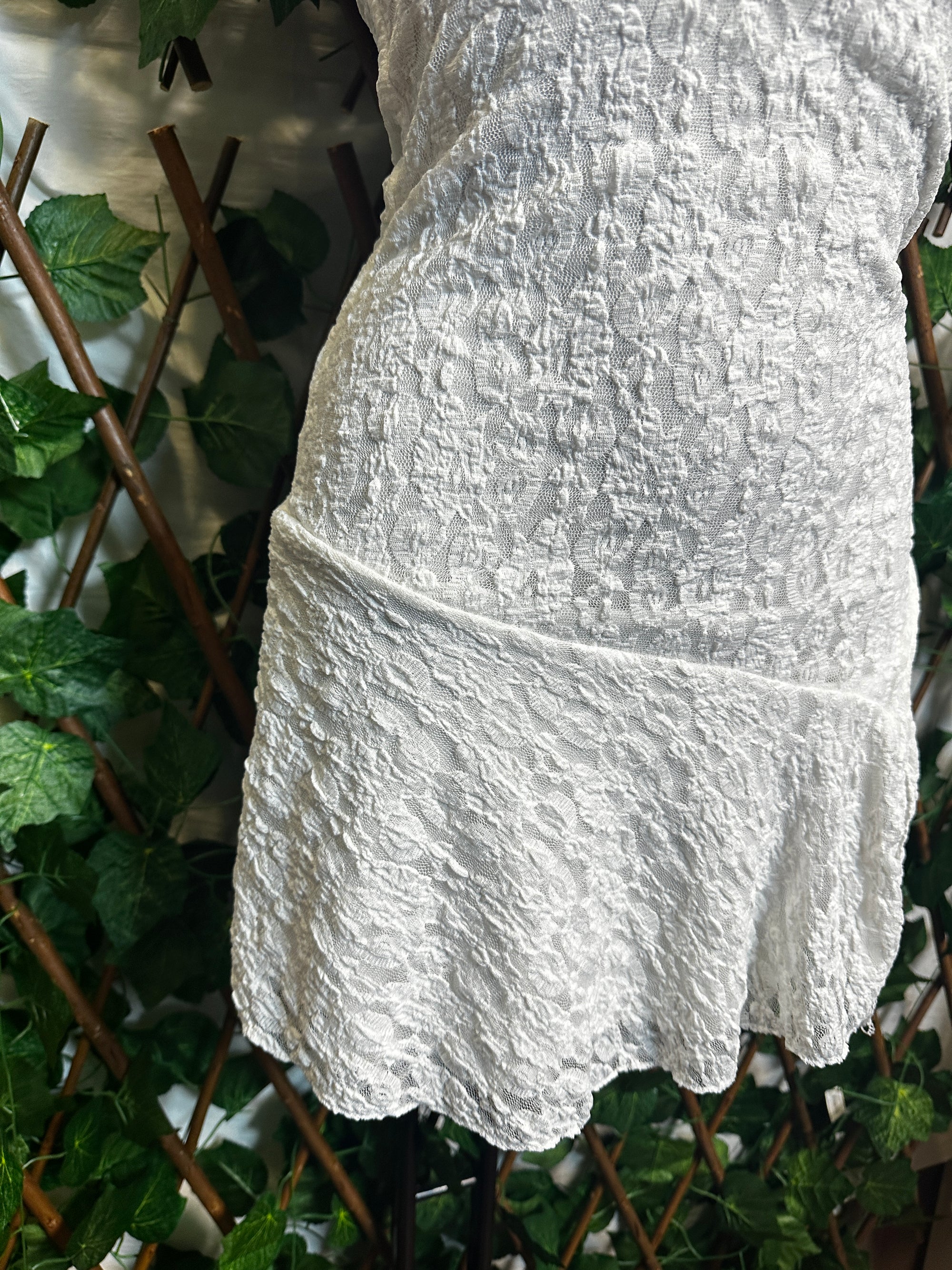 Modello crepe: vestito corto con le coppe | taglia unica