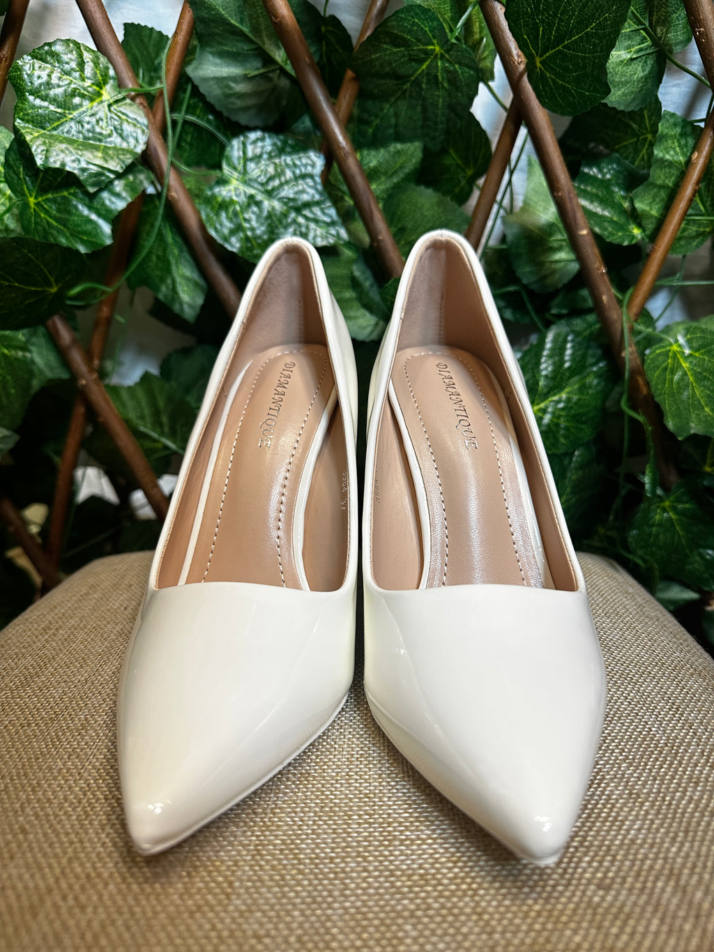 Shiny high heels (10cm heel)