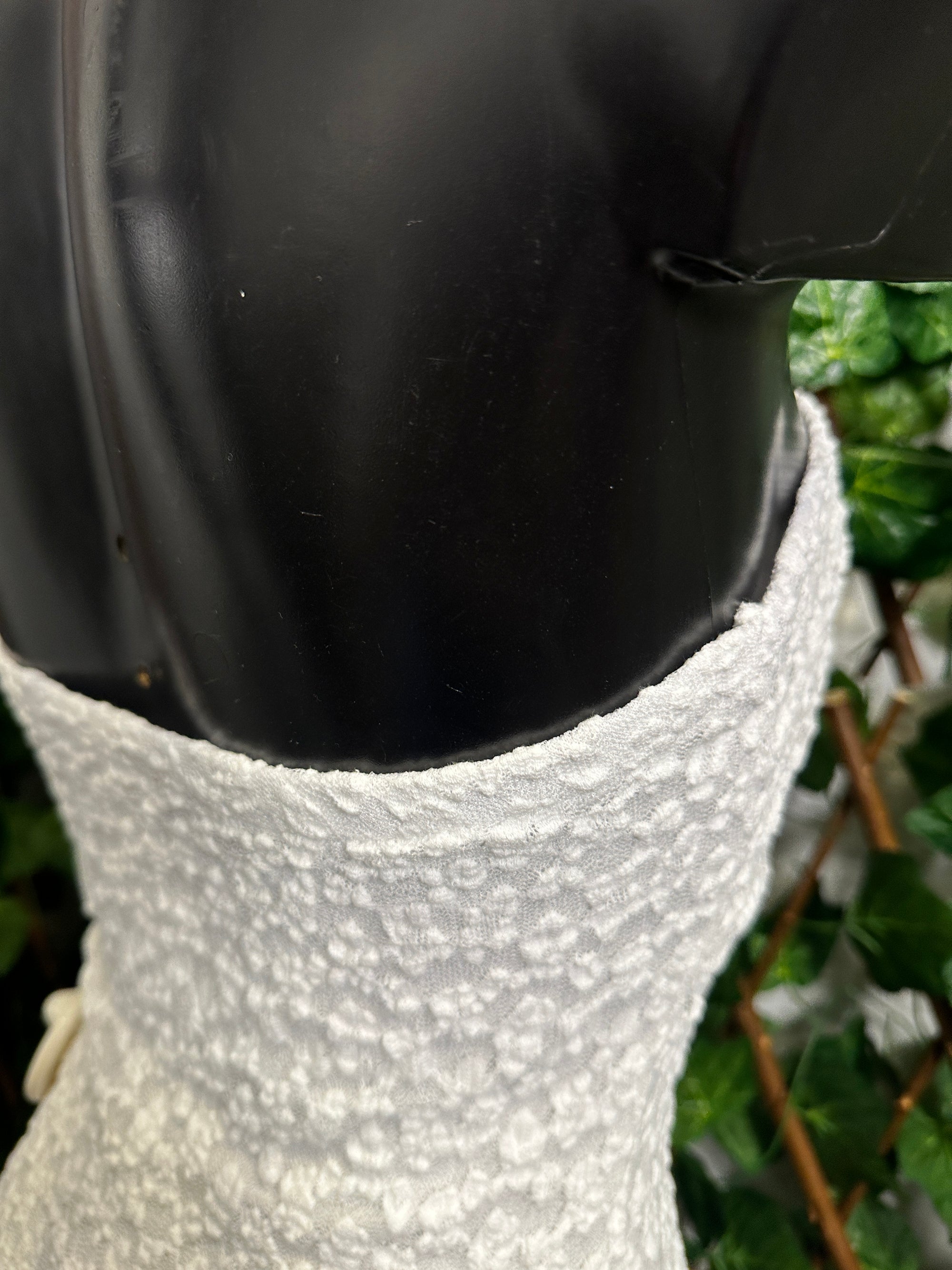 Modello crepe: vestito corto a fascia | taglia unica