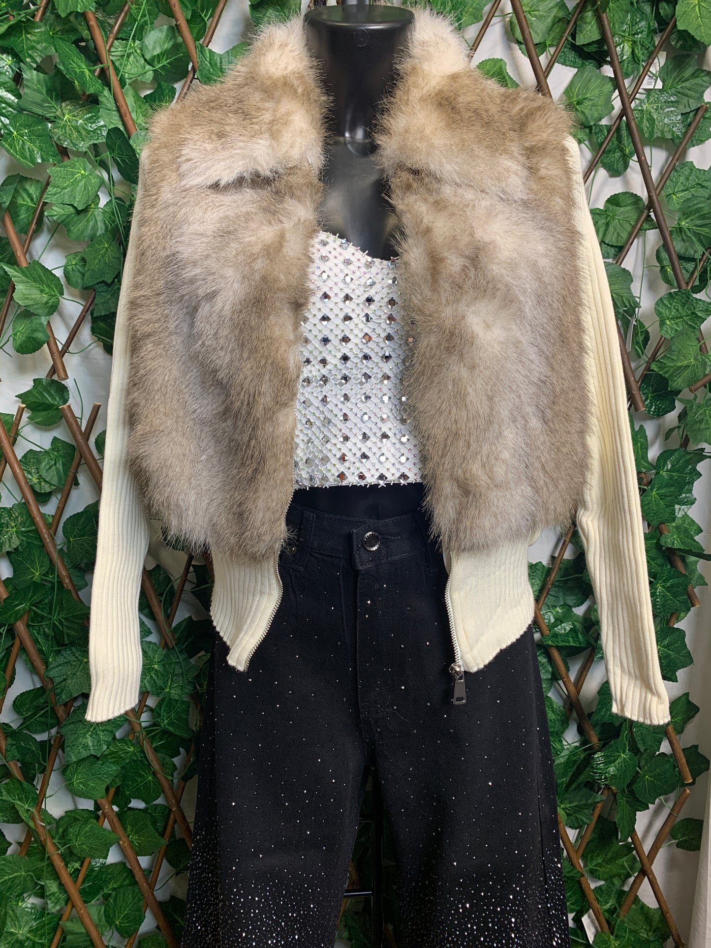 Knitted jacket with plush