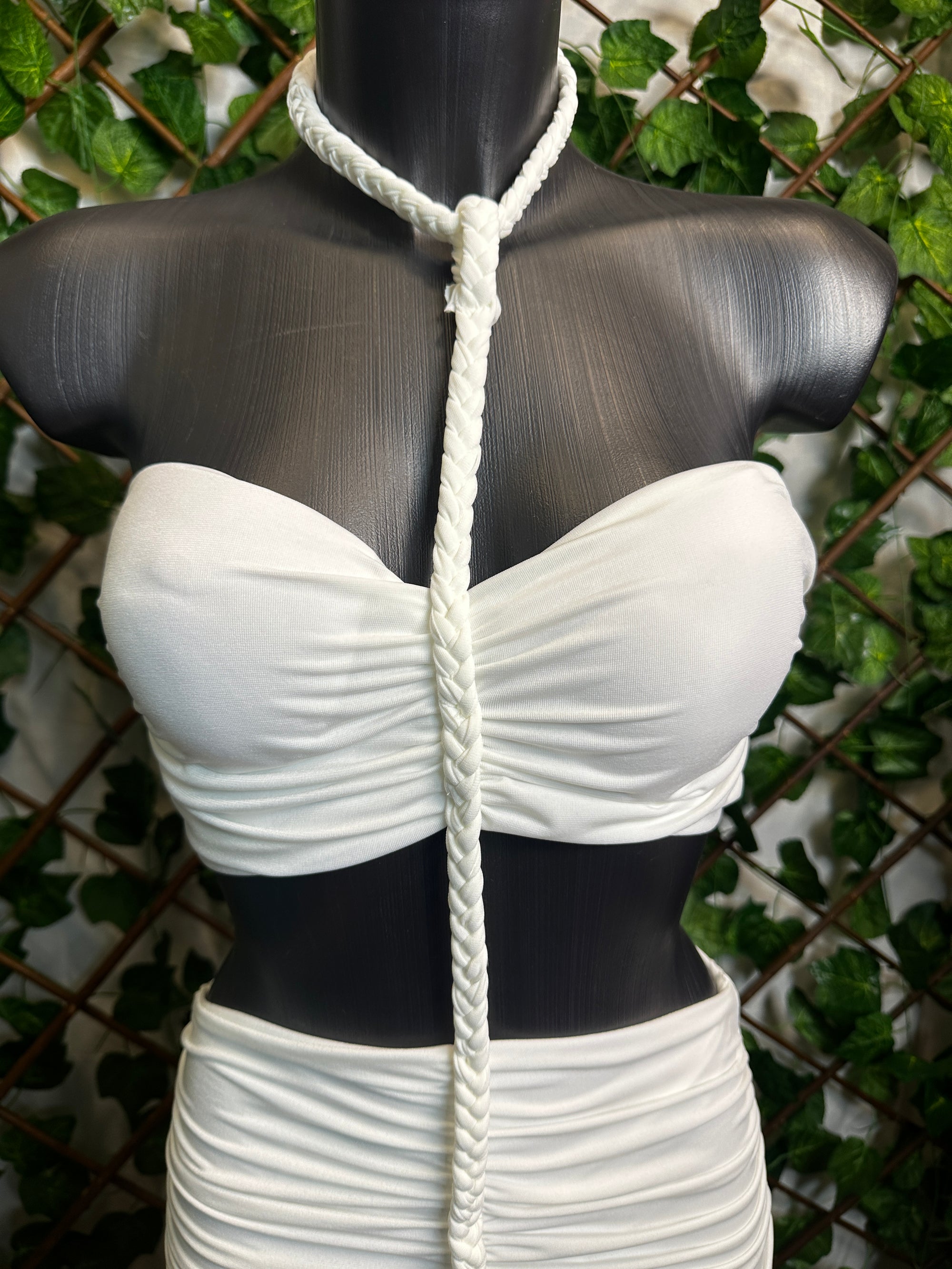 Vestito lungo con cut-out sulla vita con dettaglio corda e spacco