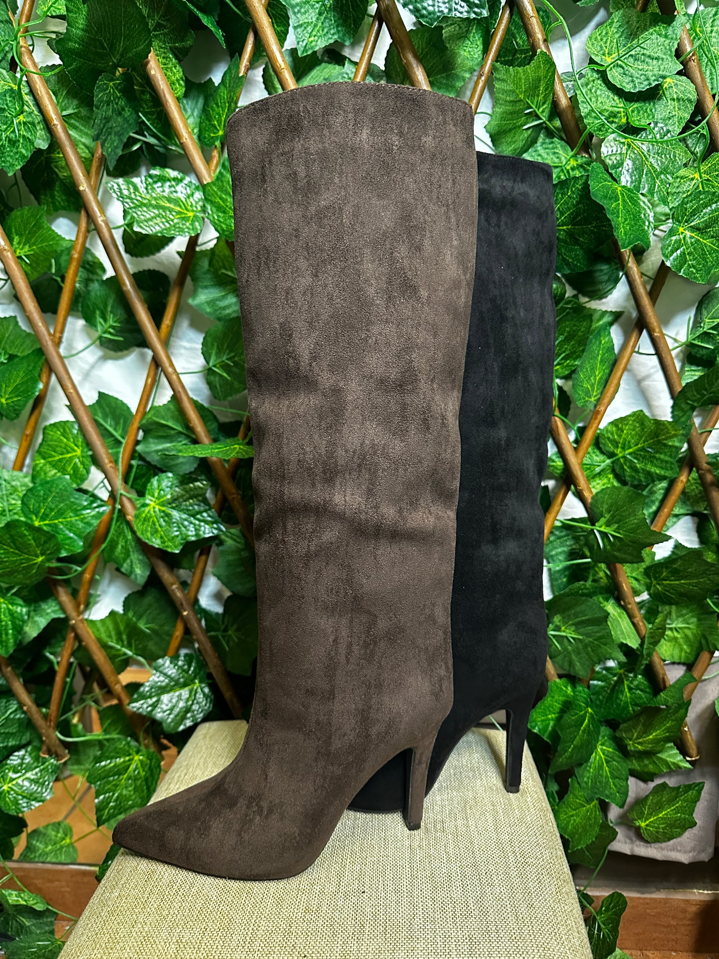 Stiletto suede boots