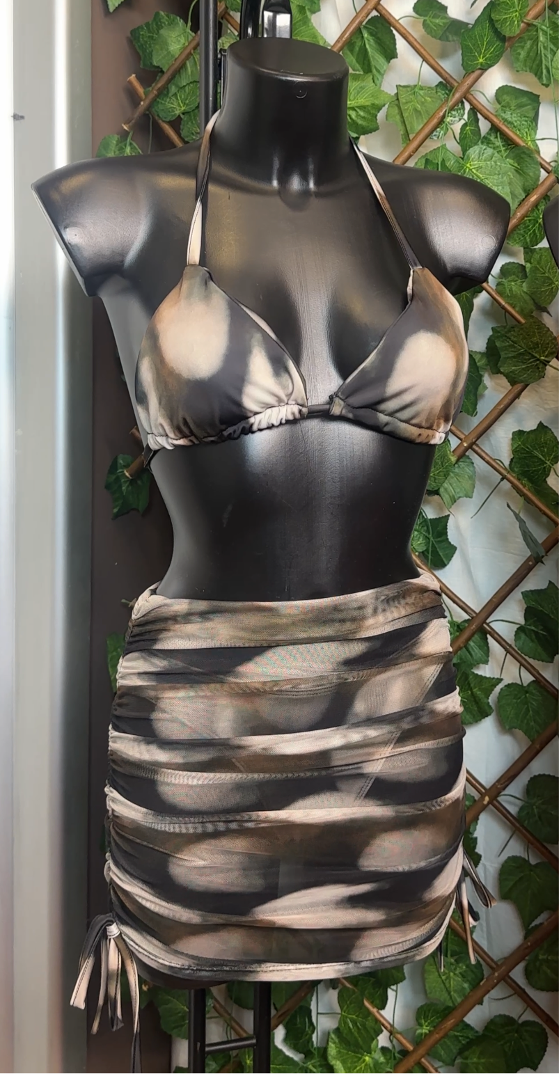 Shaded Costume | YOU