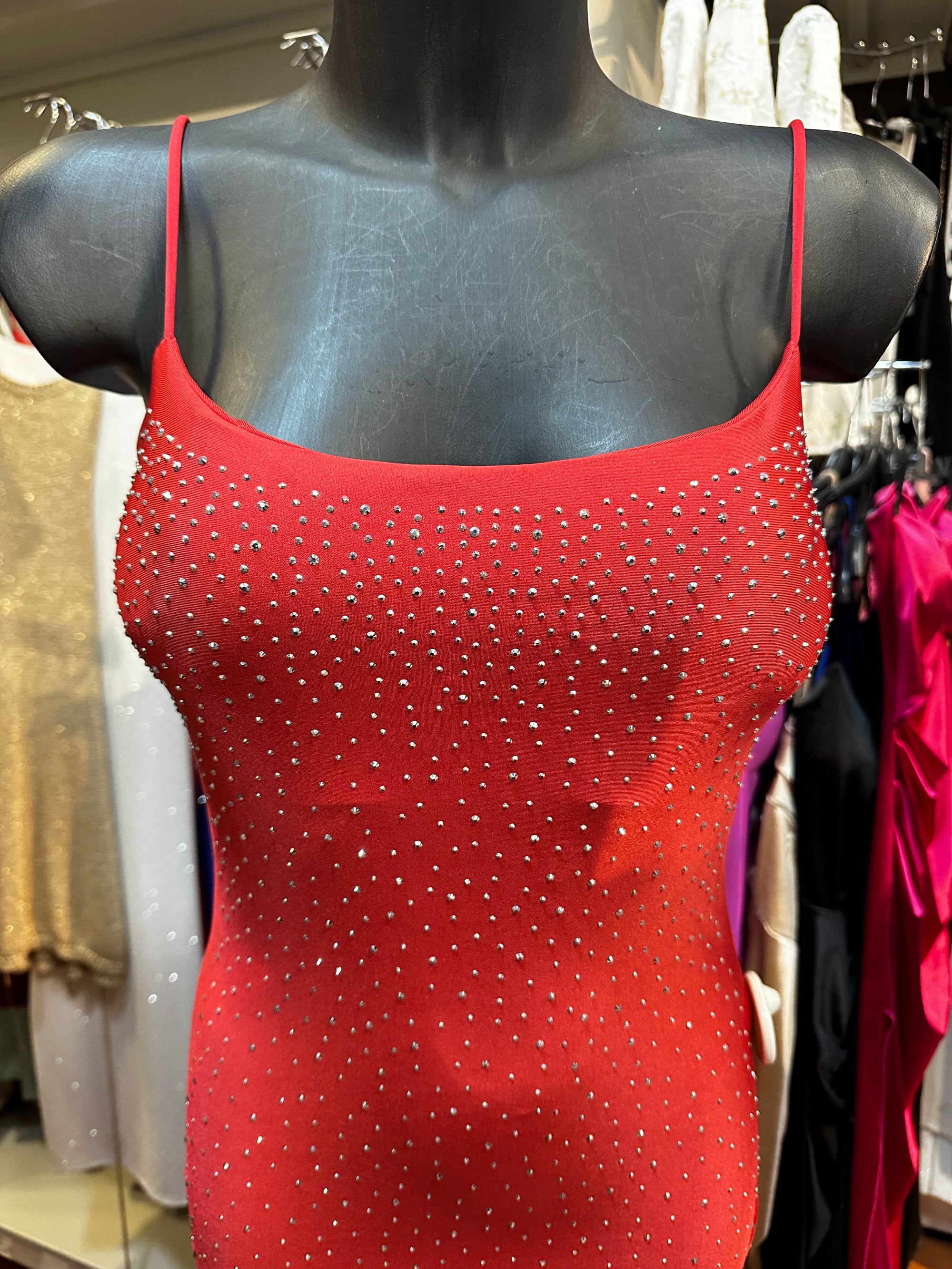 Vestito lungo elegante con brillantini