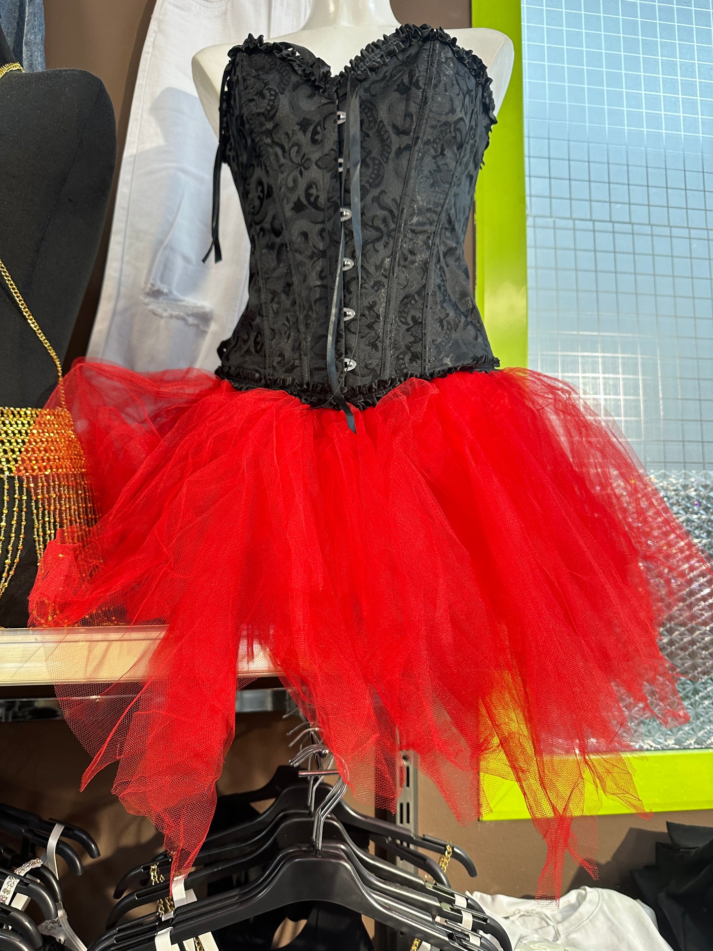 🖤 Gonna in tulle con volume – DOLCE VENDETTA