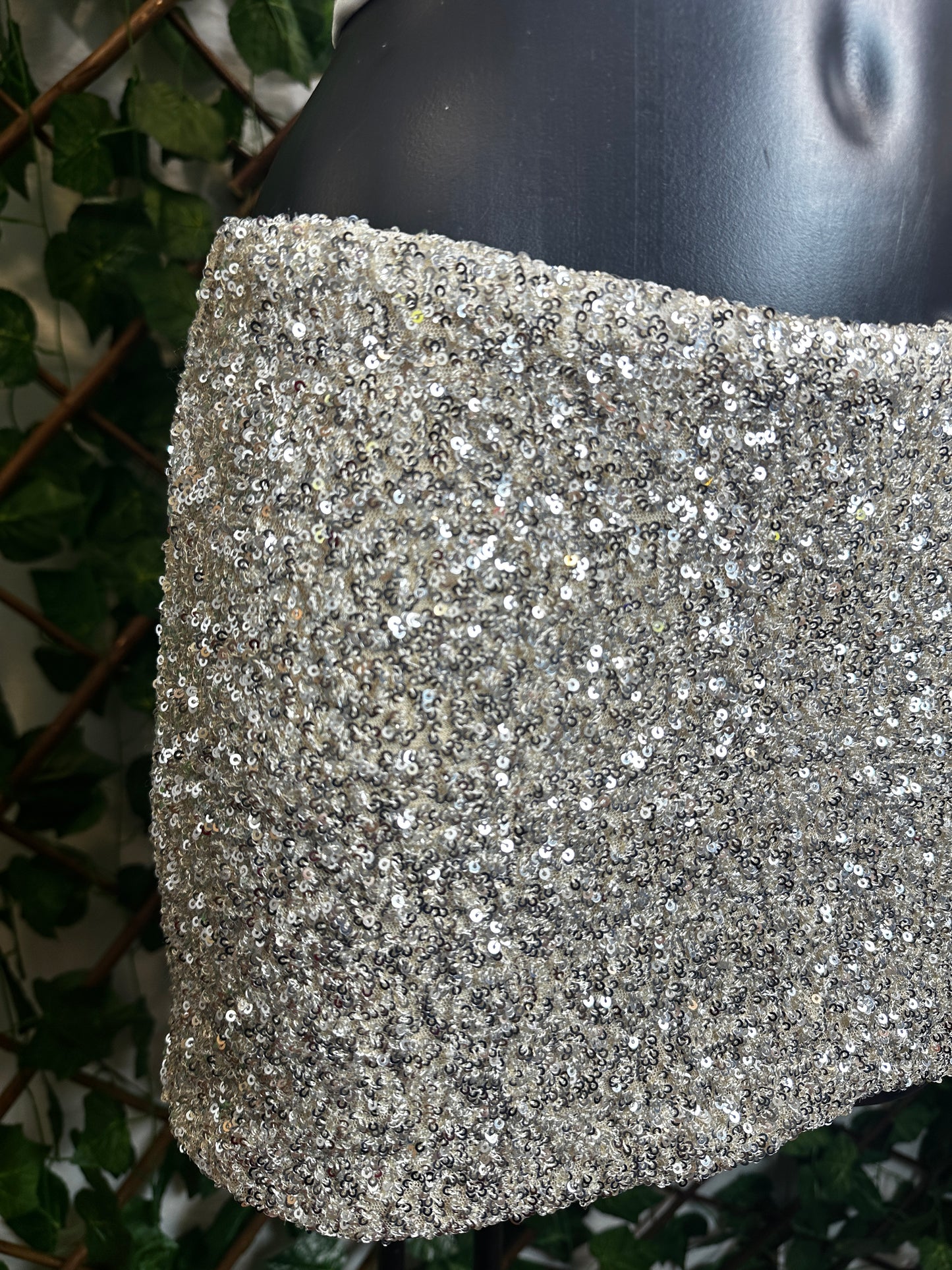 Completo con la stella marina in paillettes