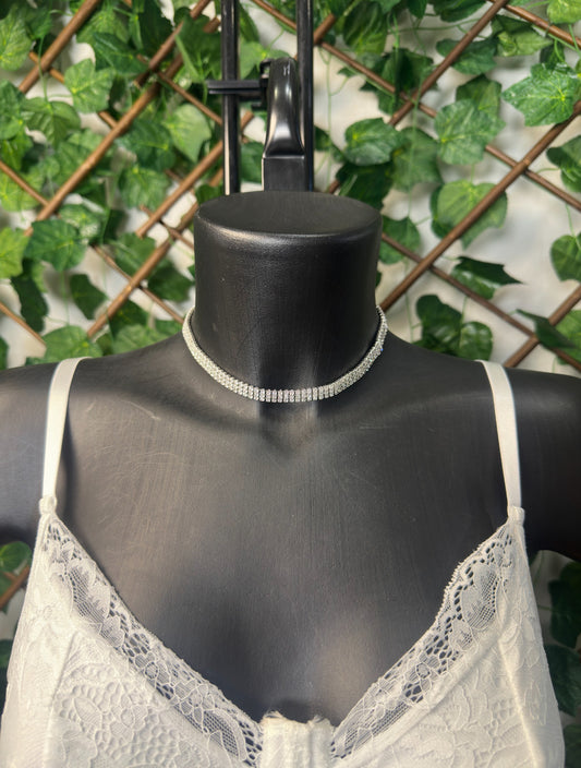 Choker with rhinestones