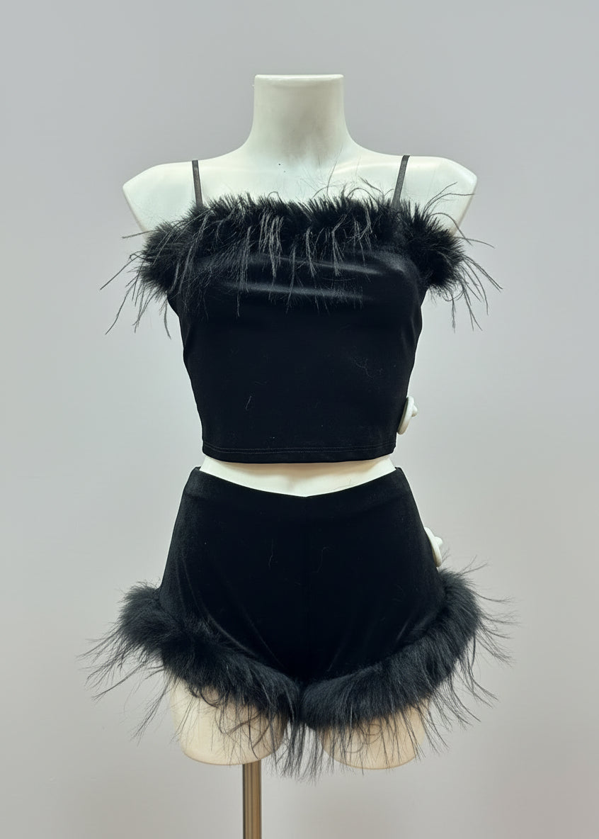 Completo cropped velluto con piume – FANTASIA NOTTURNA