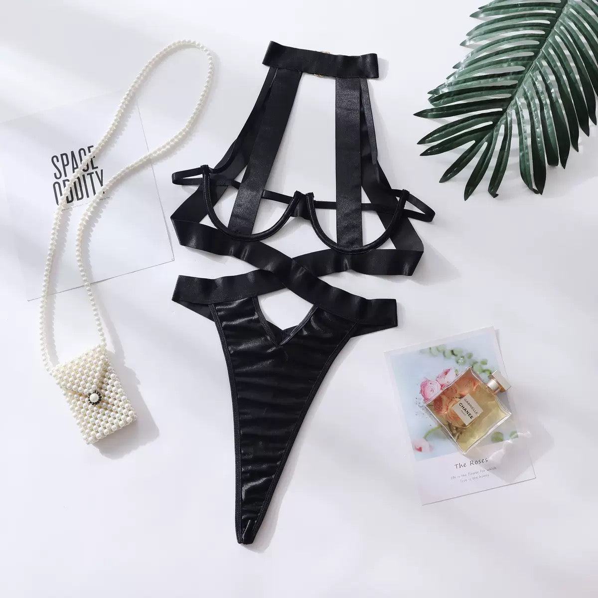 Lingerie a nastro B