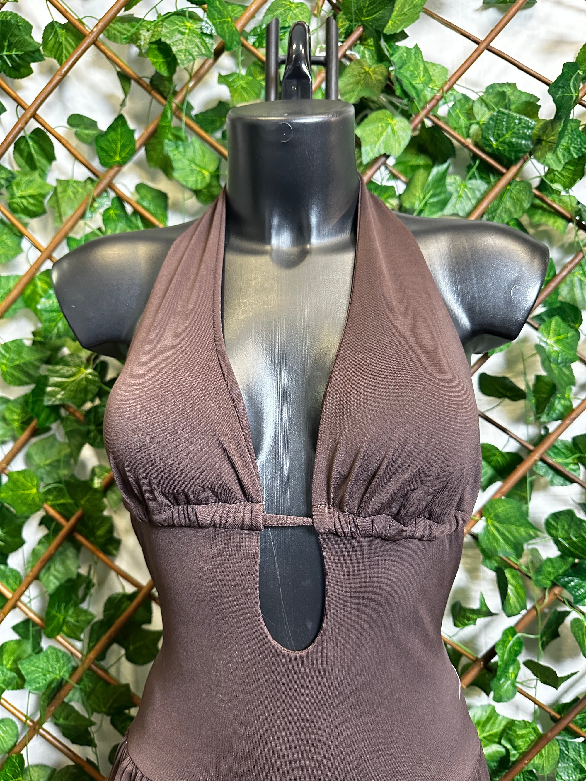 Vestito corto con la scolatura profonda e la schiena scoperta | taglia unica