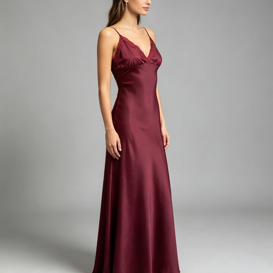 Vestito lungo con dettaglio in pizzo