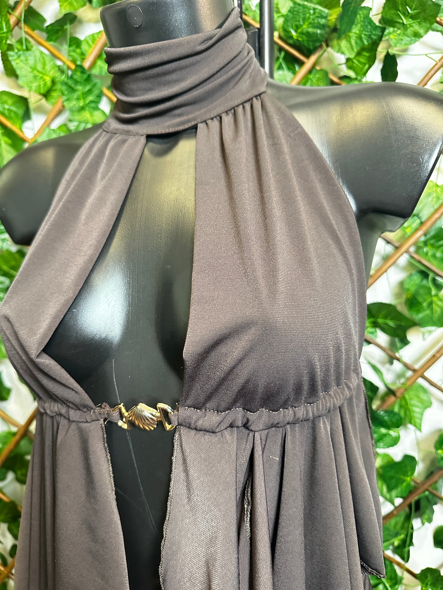 Completo top e gonna con dettaglio conchiglia