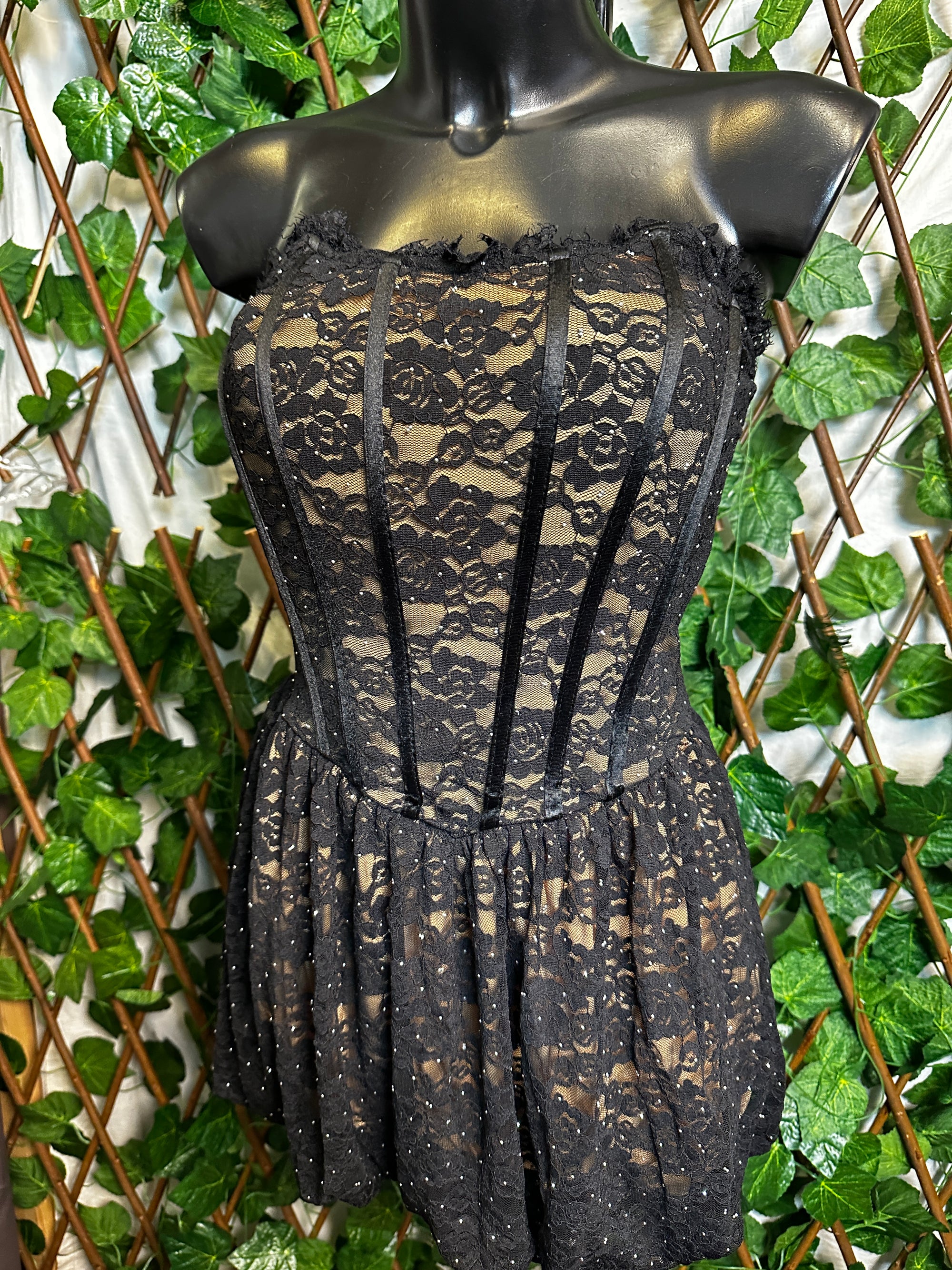 Vestito corto in pizzo | taglia unica
