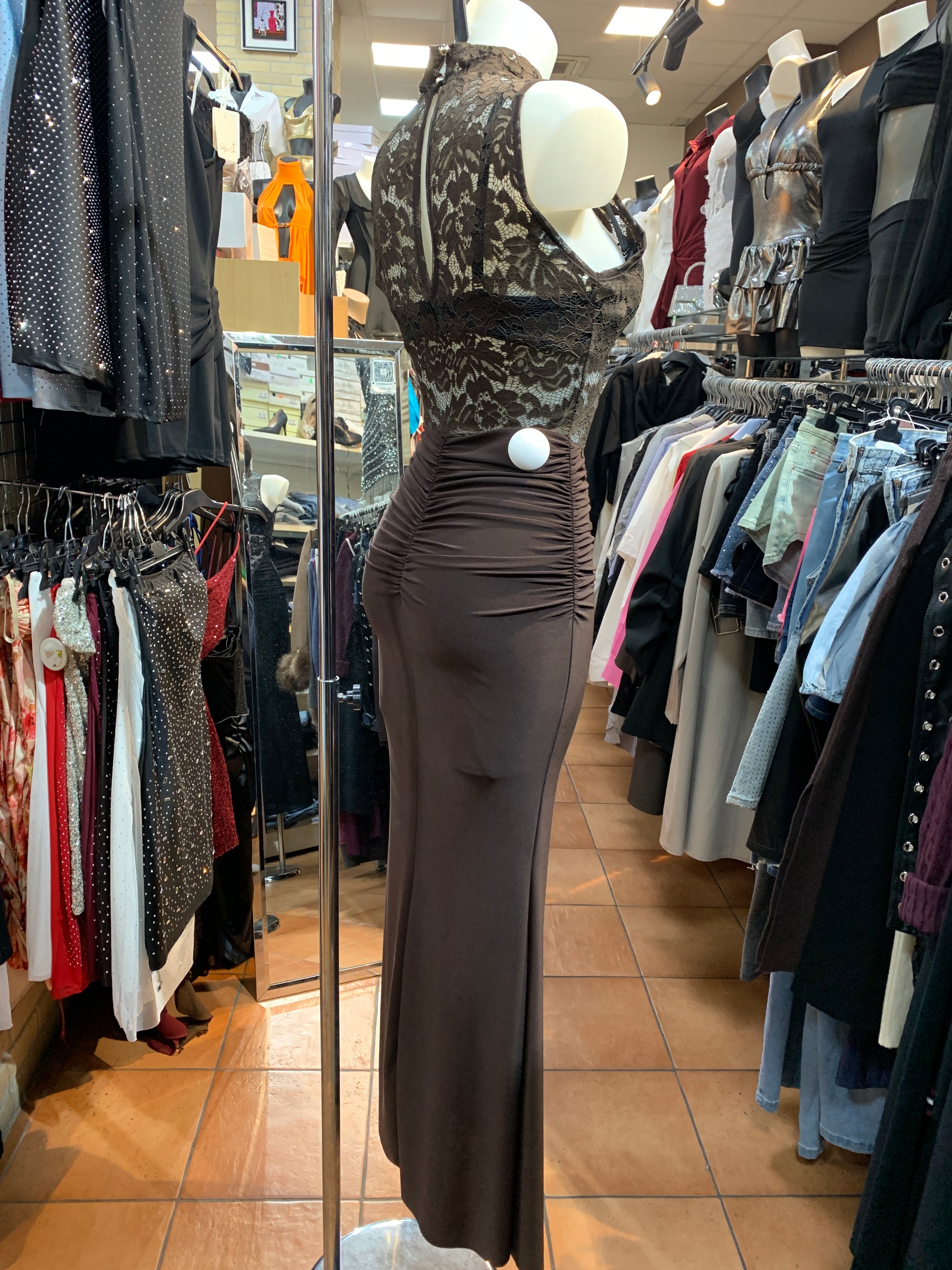 Vestito lungo con top a pizzo