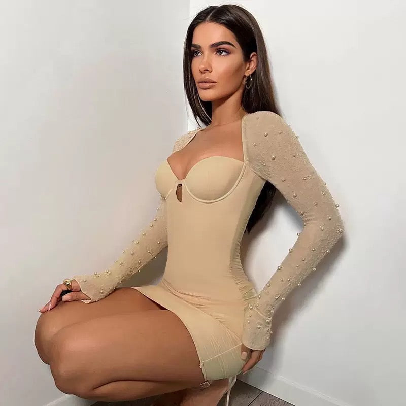 Vestito corta con le perle
