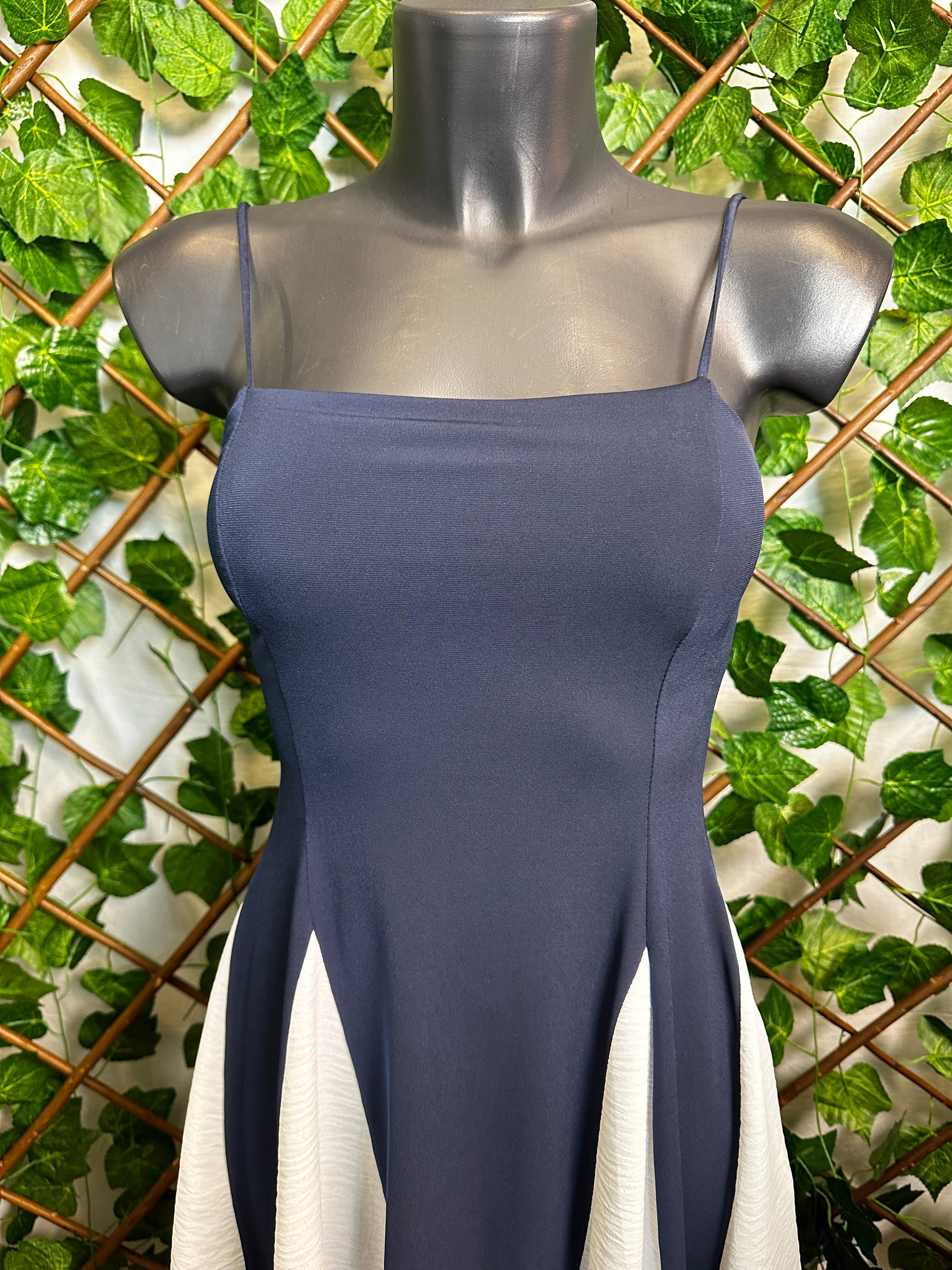 Vestito corto elasticizzato a due colori