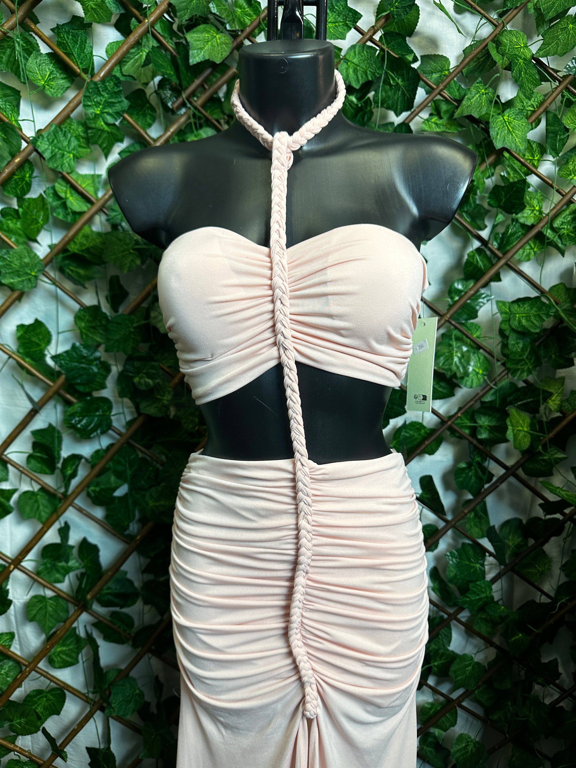 Vestito lungo con cut-out sulla vita con dettaglio corda e spacco